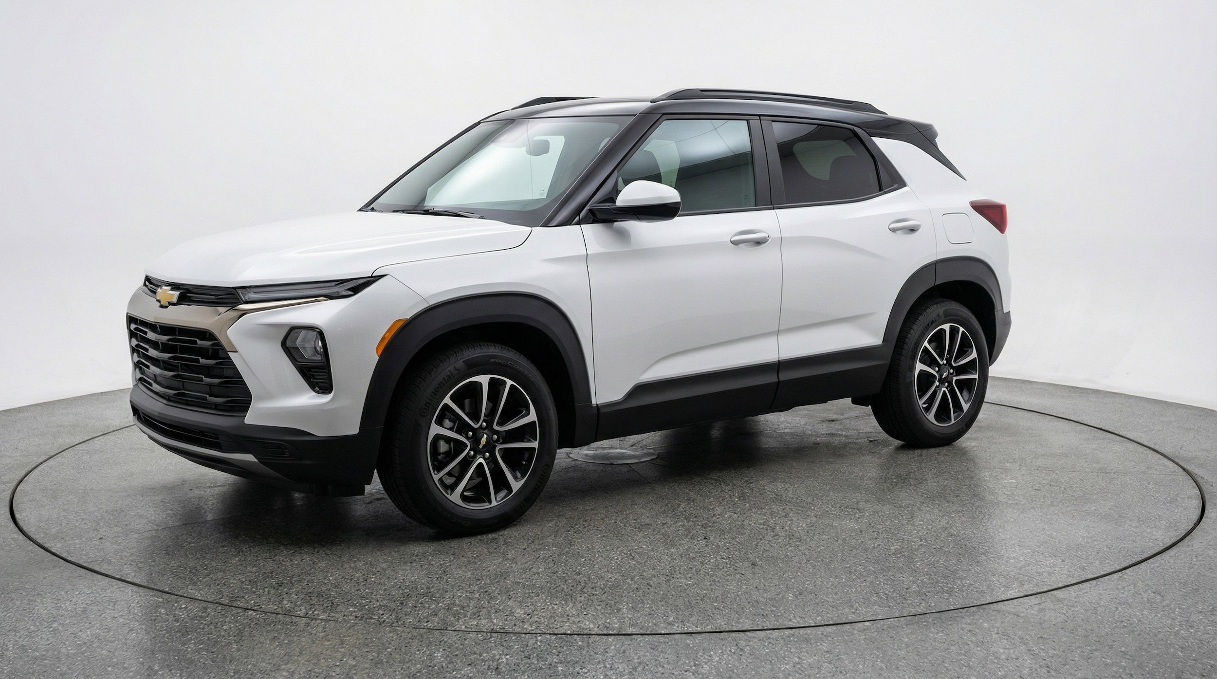 Thumbnail: 2025 Chevrolet TrailBlazer - 3