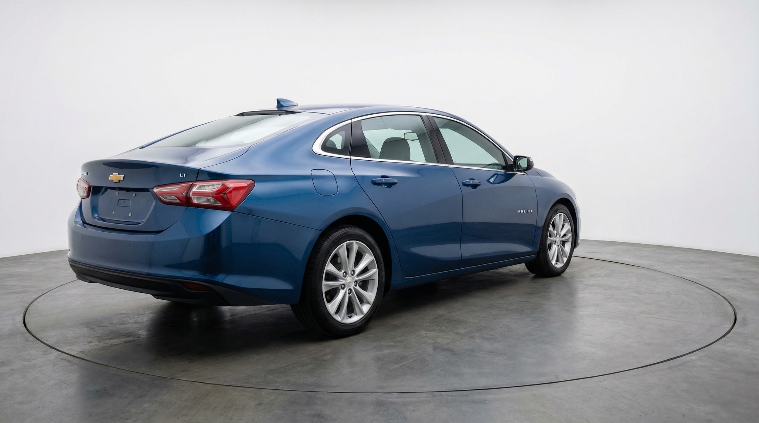 Thumbnail: 2024 Chevrolet Malibu - 7