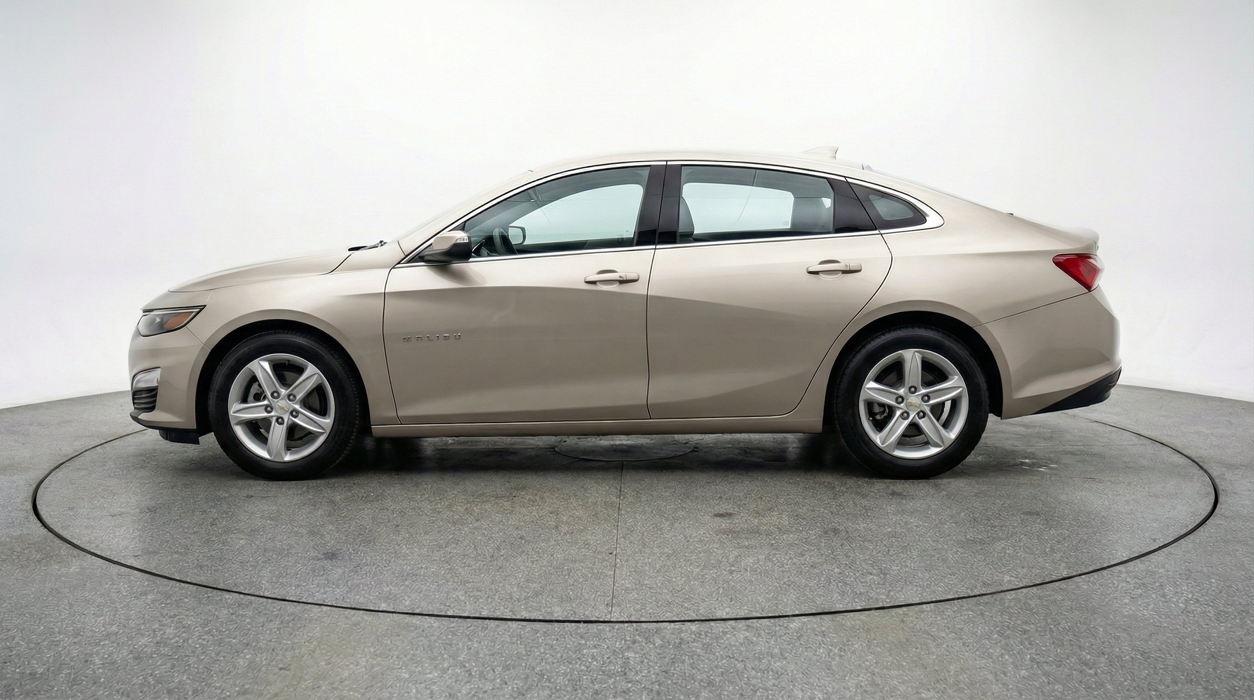 Thumbnail: 2024 Chevrolet Malibu - 5