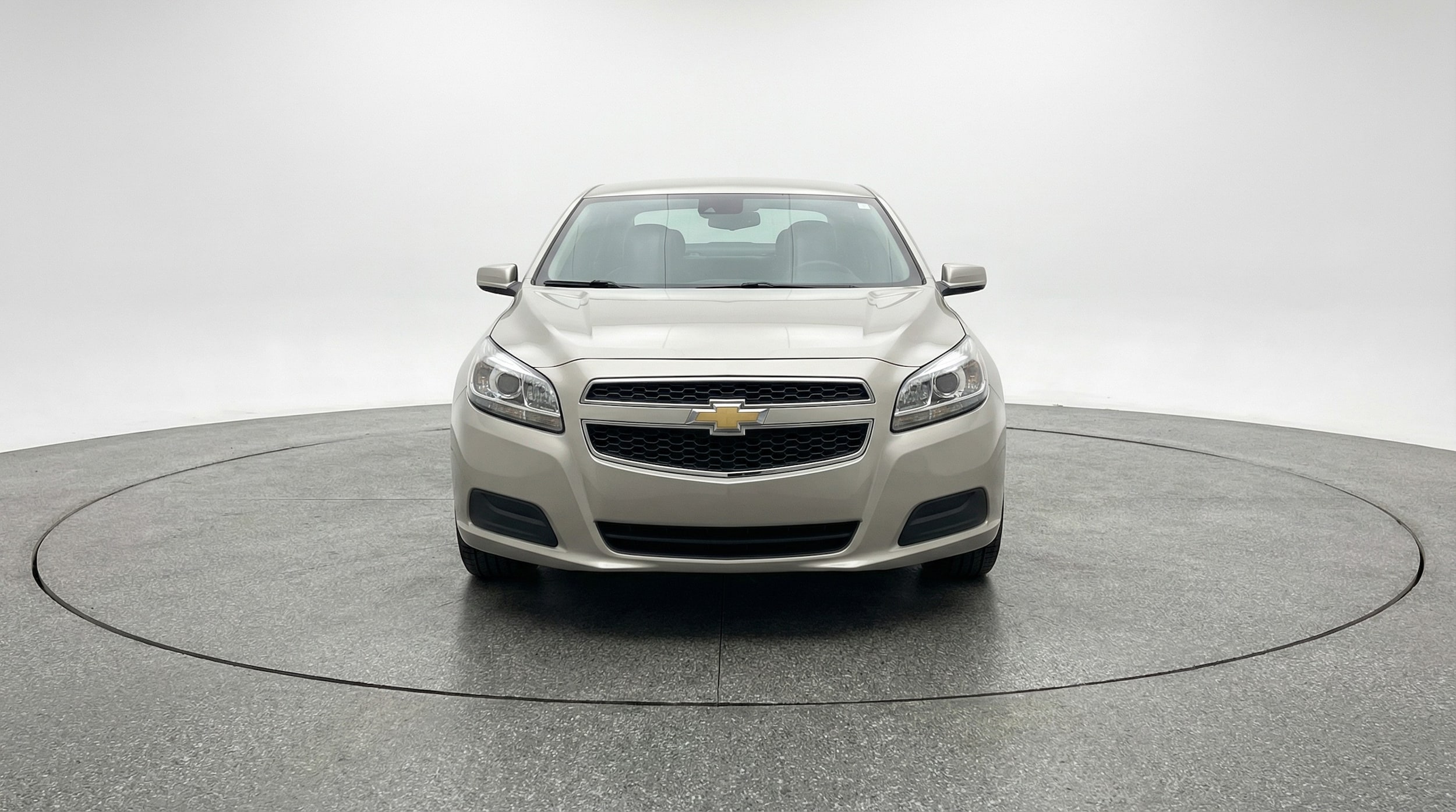 Thumbnail: 2024 Chevrolet Malibu - 2