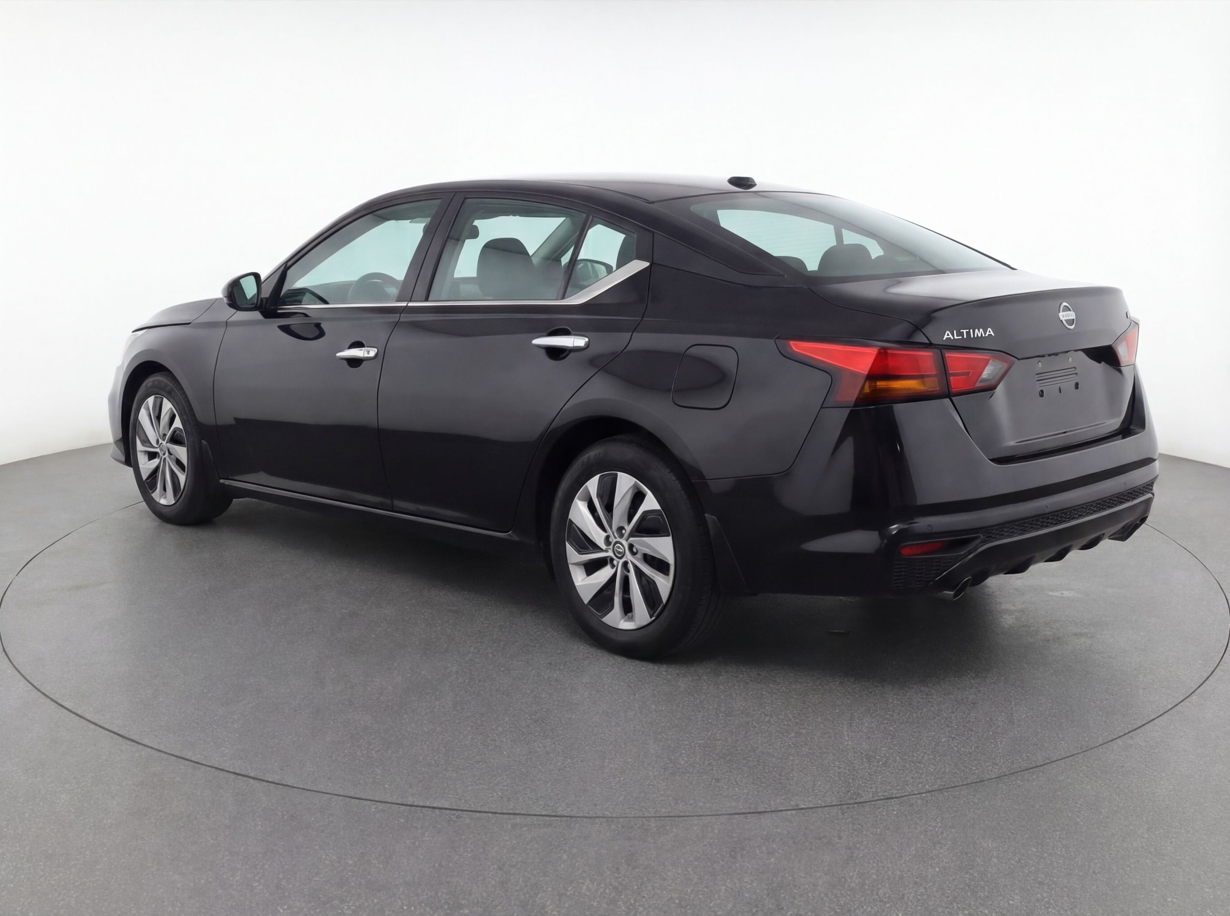 Thumbnail: 2023 Nissan Altima - 5