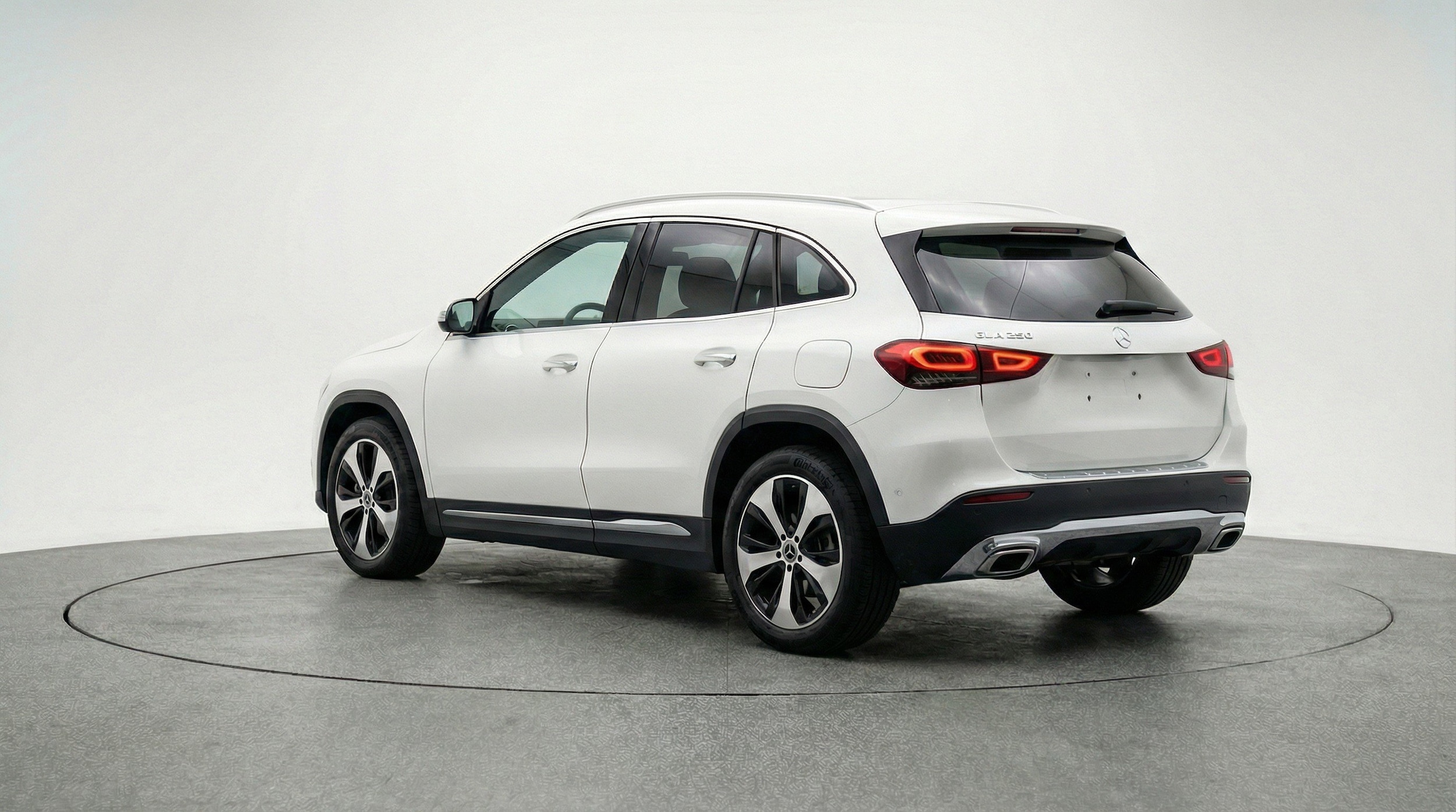 Thumbnail: 2025 Mercedes-Benz GLA - 6