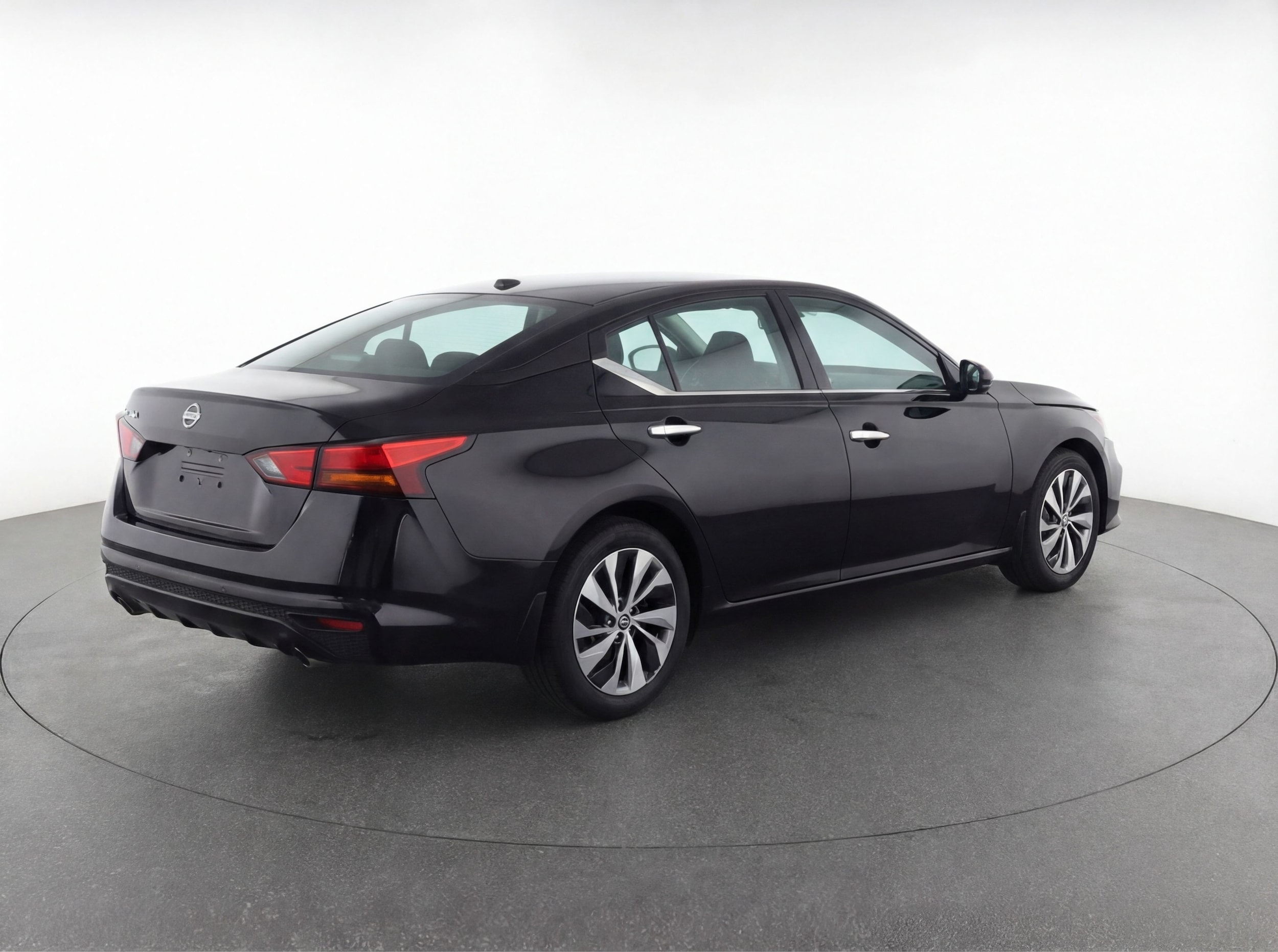 Thumbnail: 2023 Nissan Altima - 9
