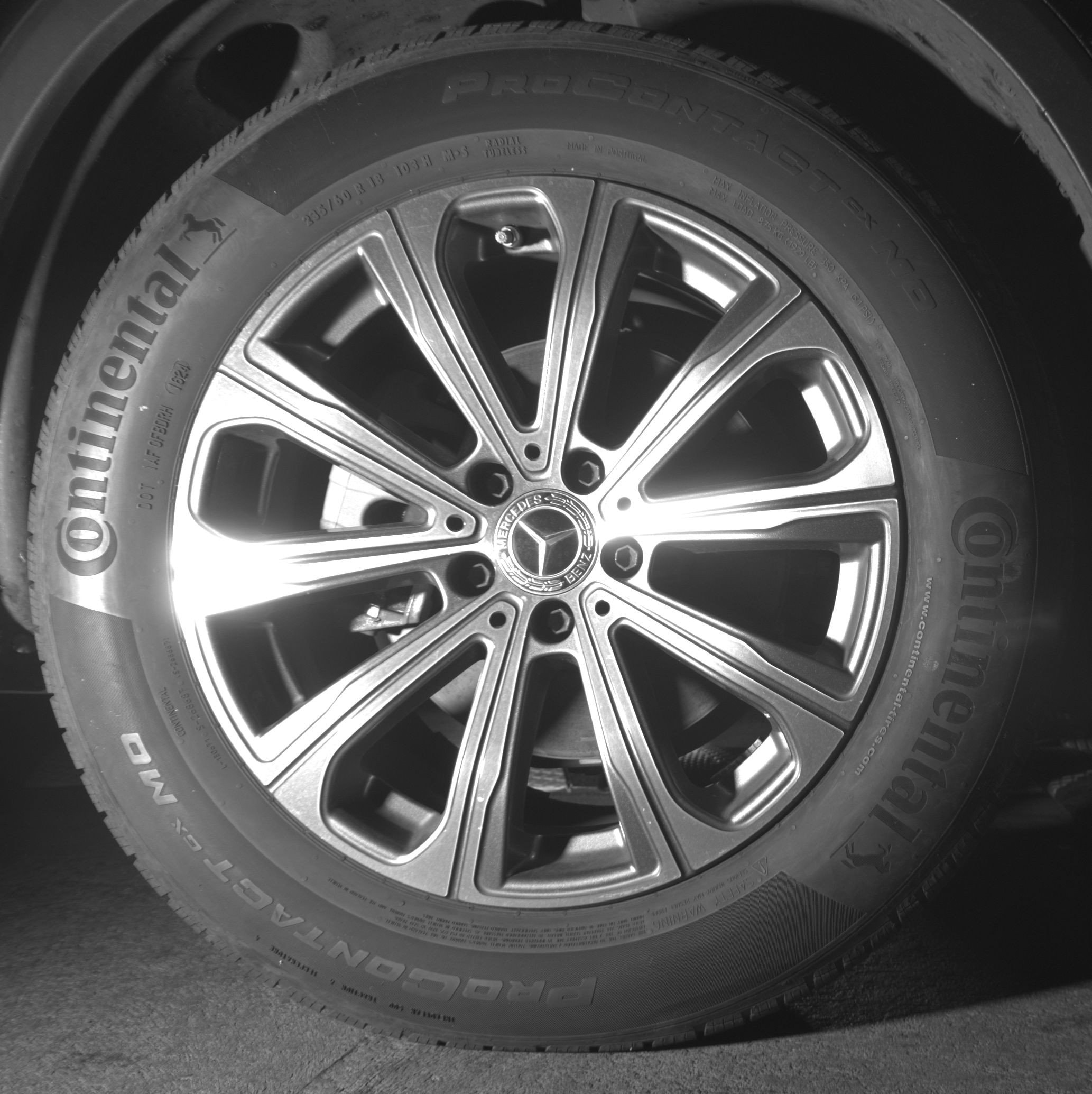 2024 Mercedes-Benz GLC GLC300 - Photo 13