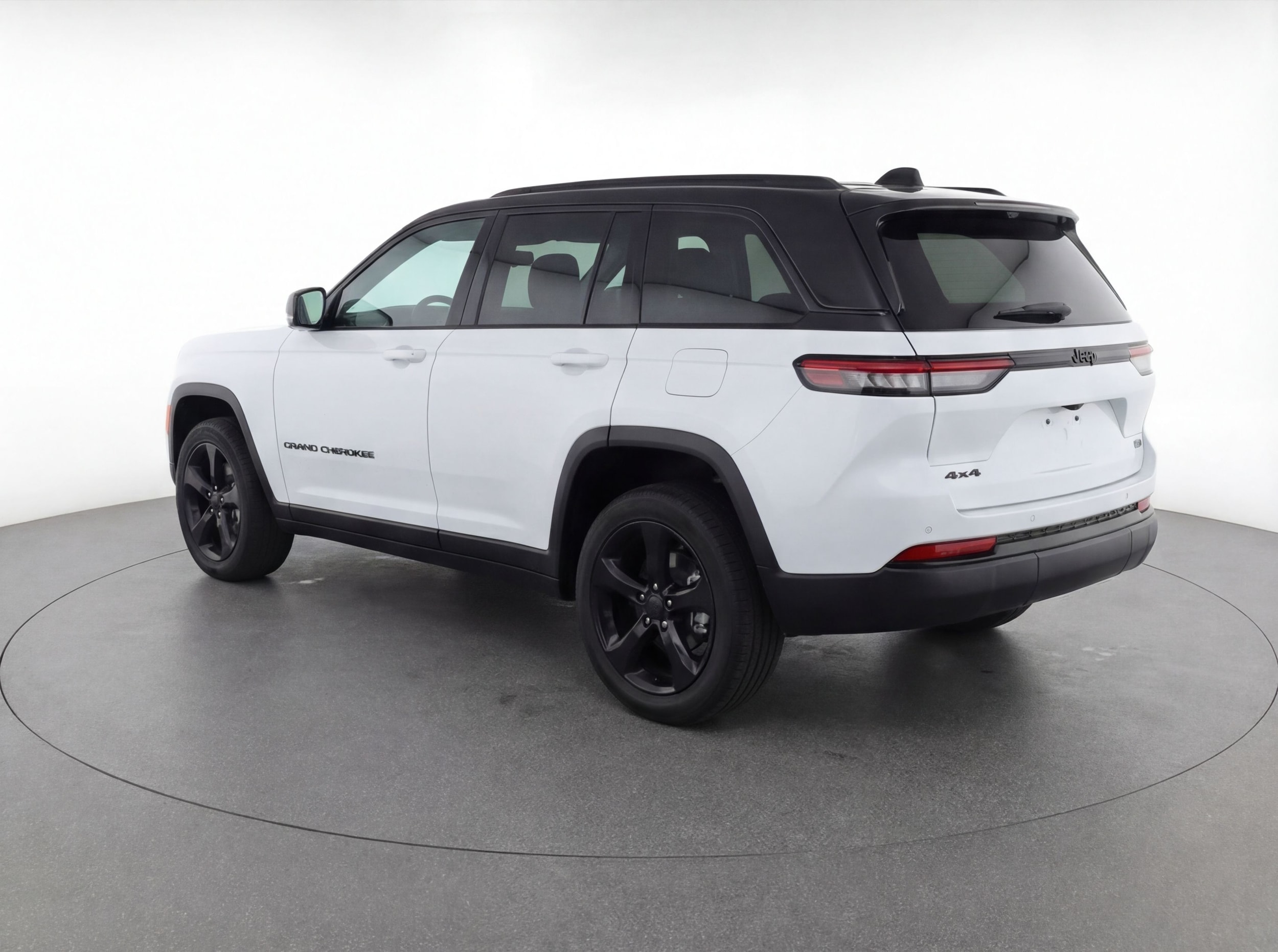Thumbnail: 2023 Jeep Grand Cherokee - 5