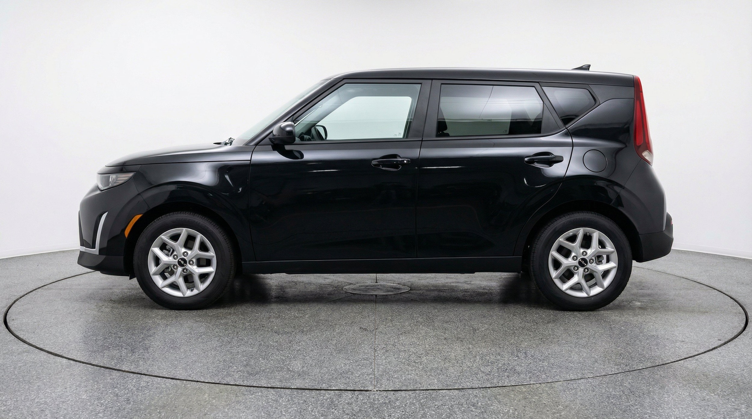 Thumbnail: 2025 Kia Soul - 5