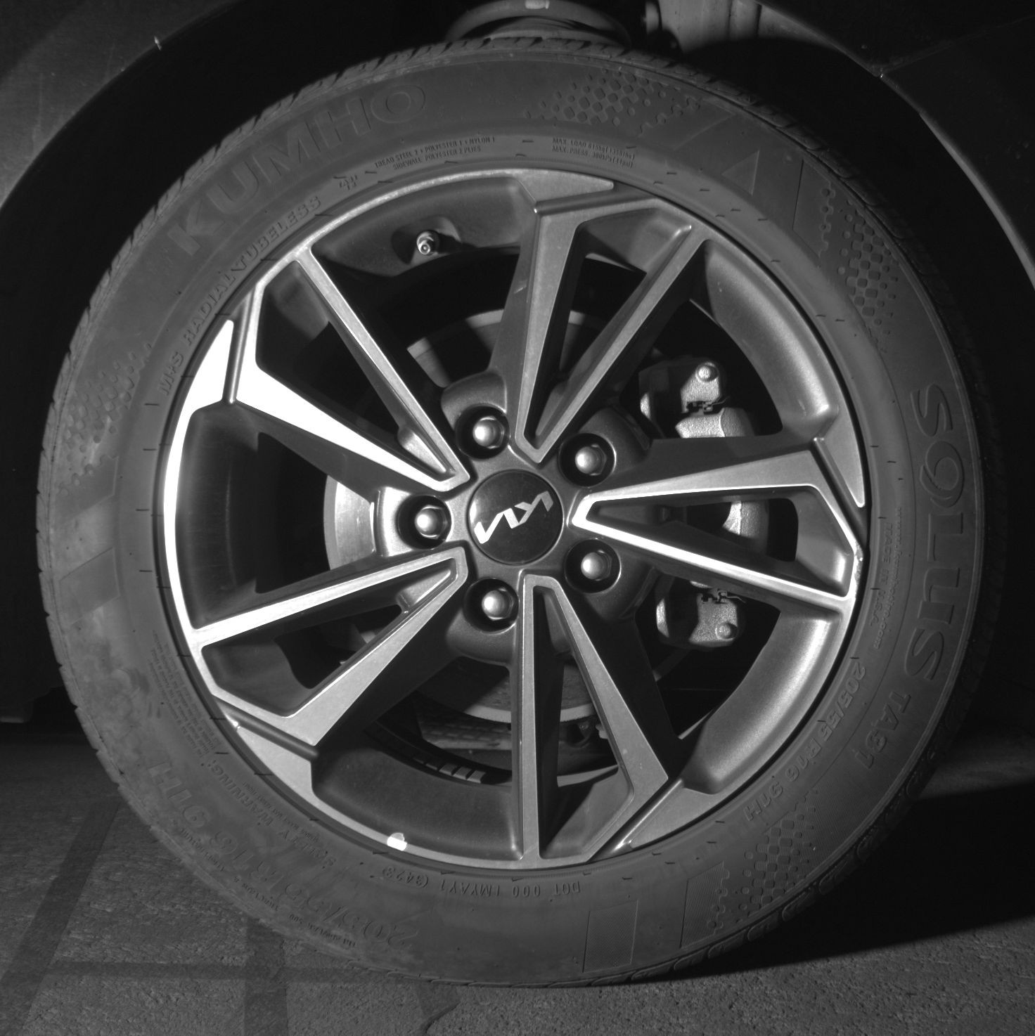 Thumbnail: 2024 Kia Forte - 17