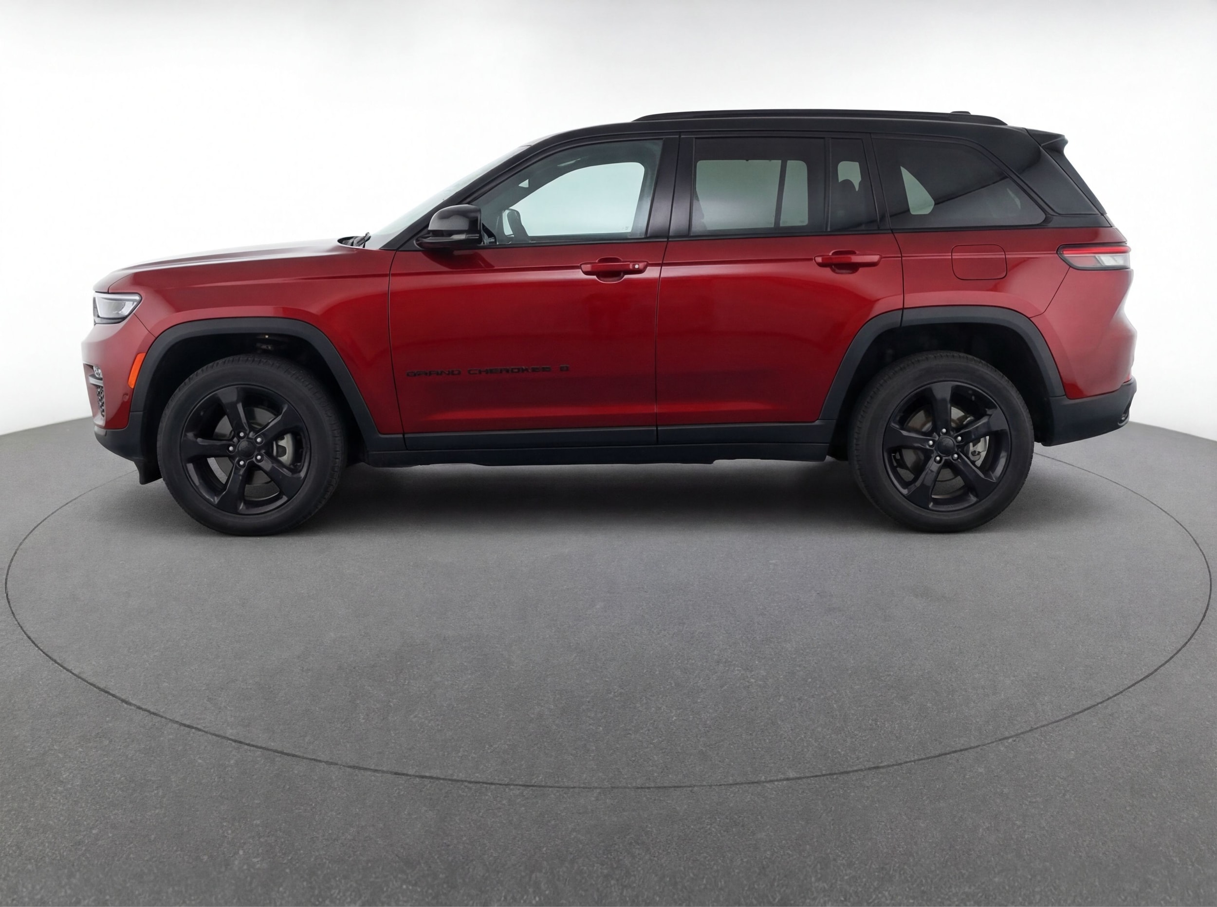 Thumbnail: 2023 Jeep Grand Cherokee - 4