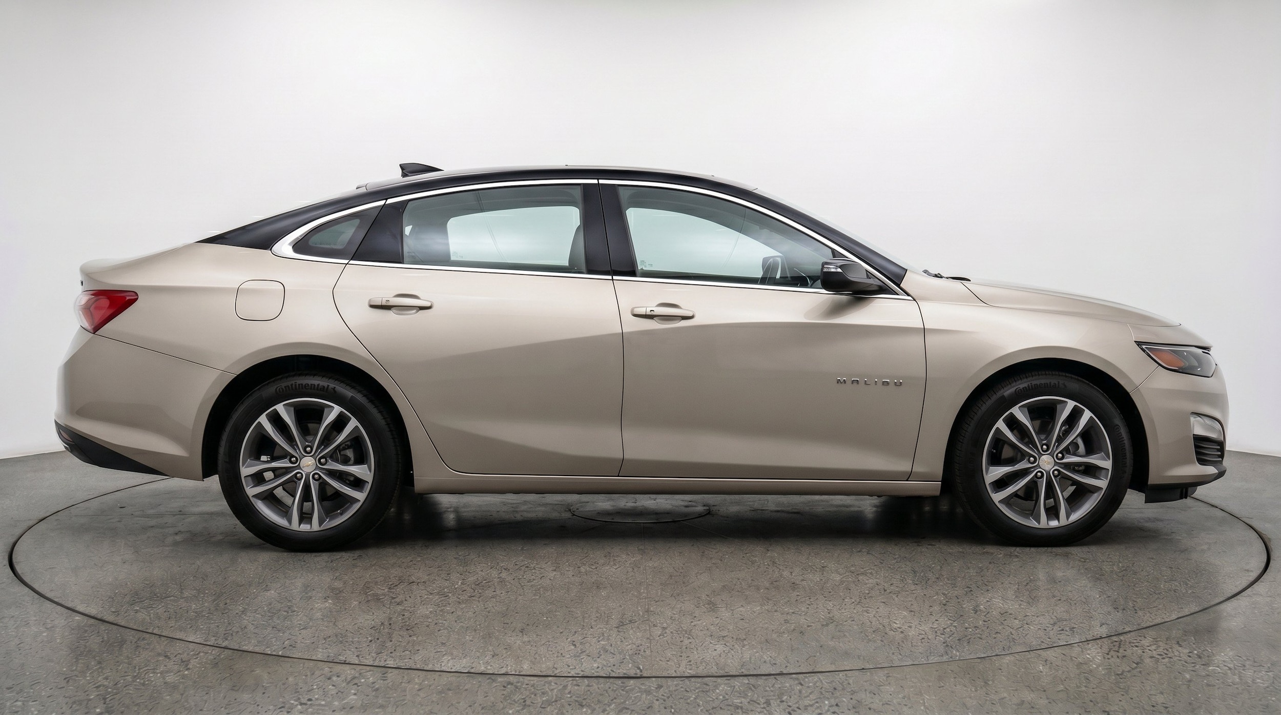 Thumbnail: 2024 Chevrolet Malibu - 11