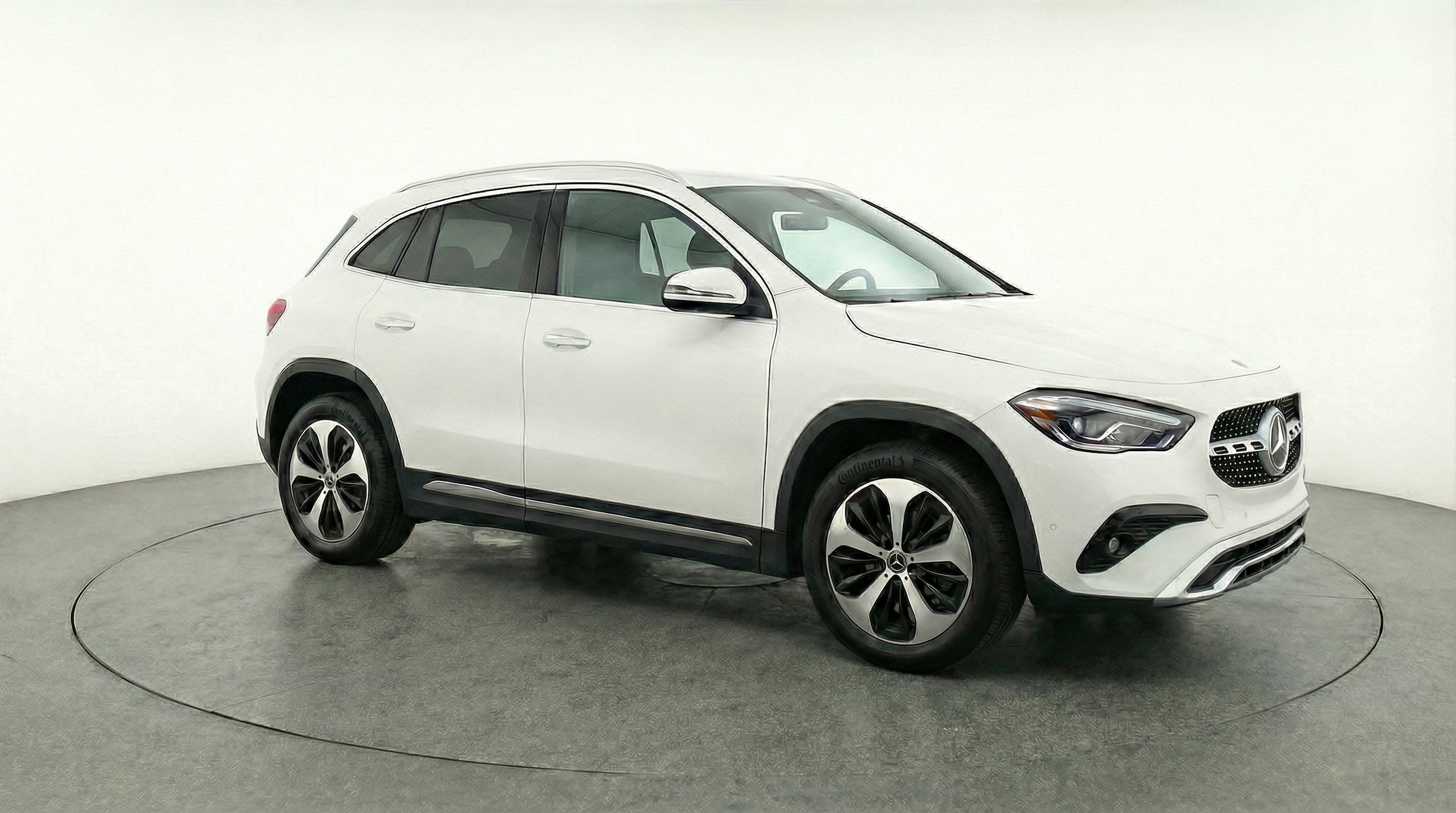 Thumbnail: 2025 Mercedes-Benz GLA - 1