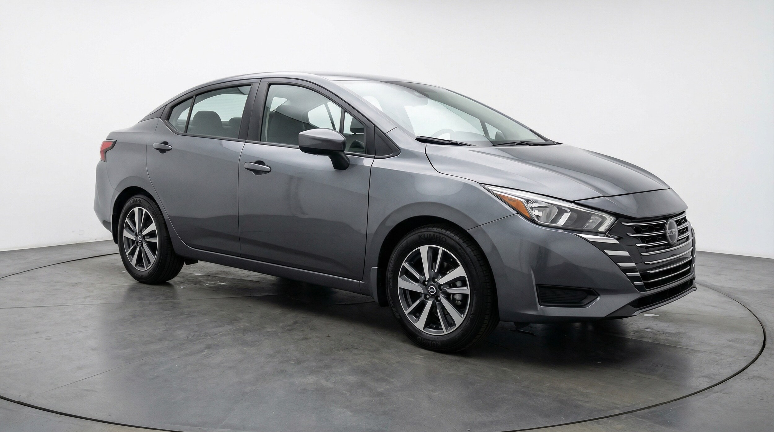 2025 Nissan Versa Sedan SV