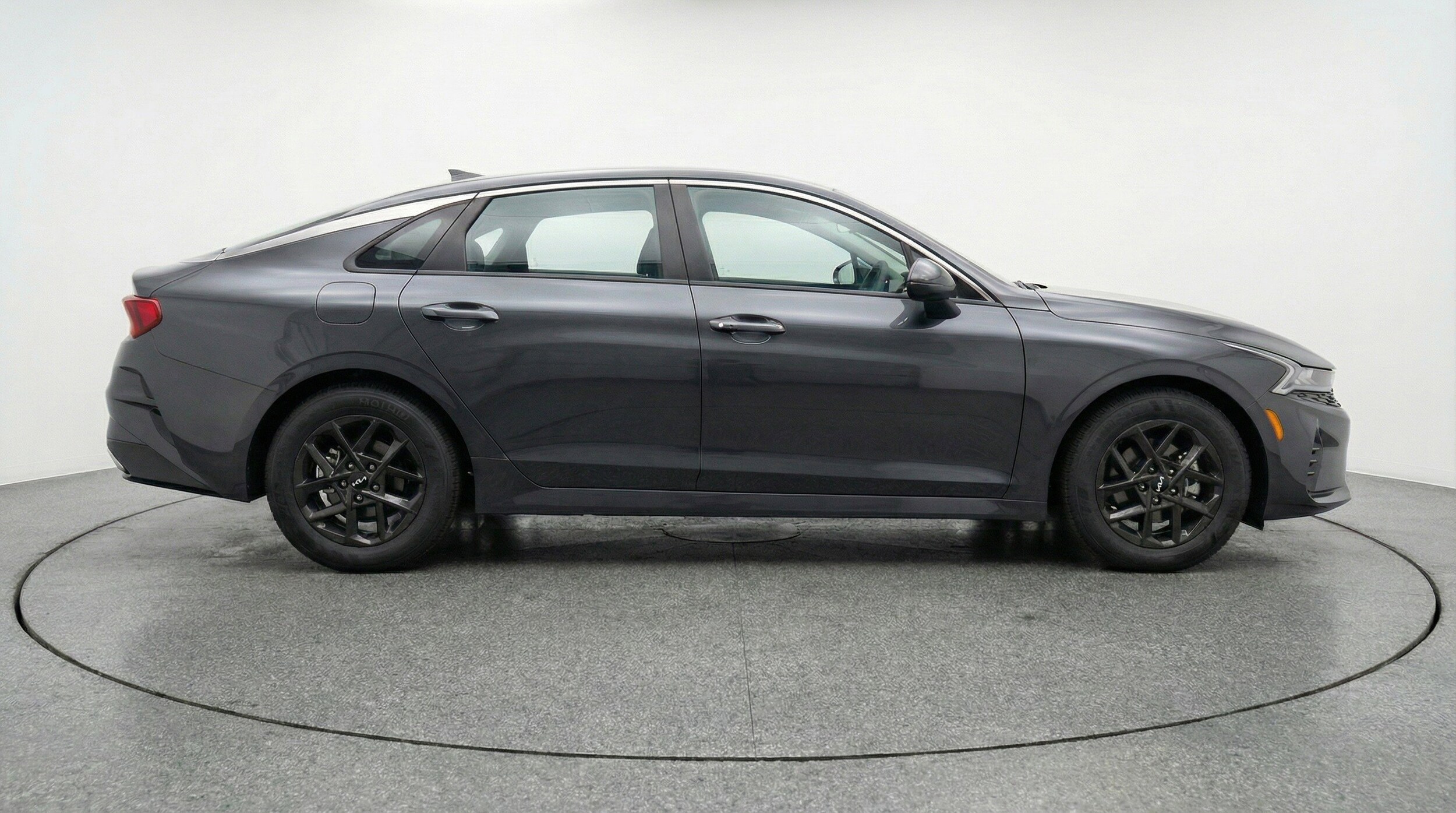 Thumbnail: 2025 Kia K5 - 11