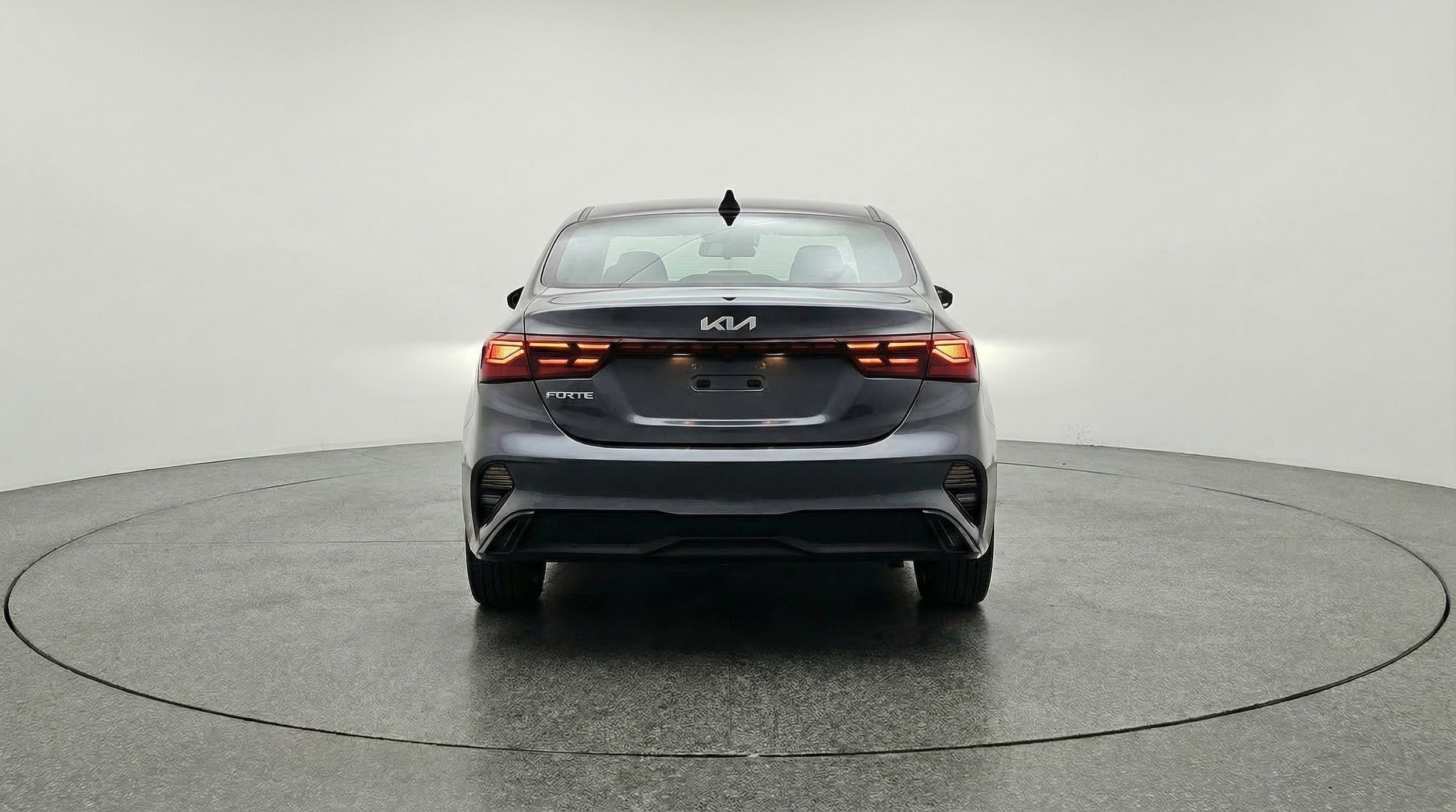 Thumbnail: 2024 Kia Forte - 7