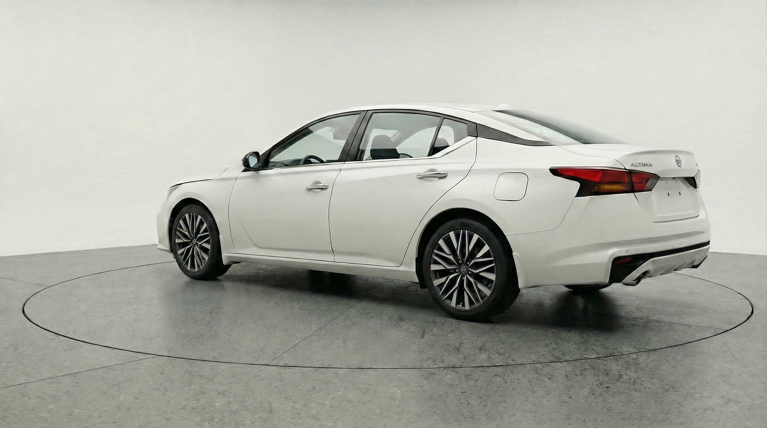 Thumbnail: 2025 Nissan Altima - 6