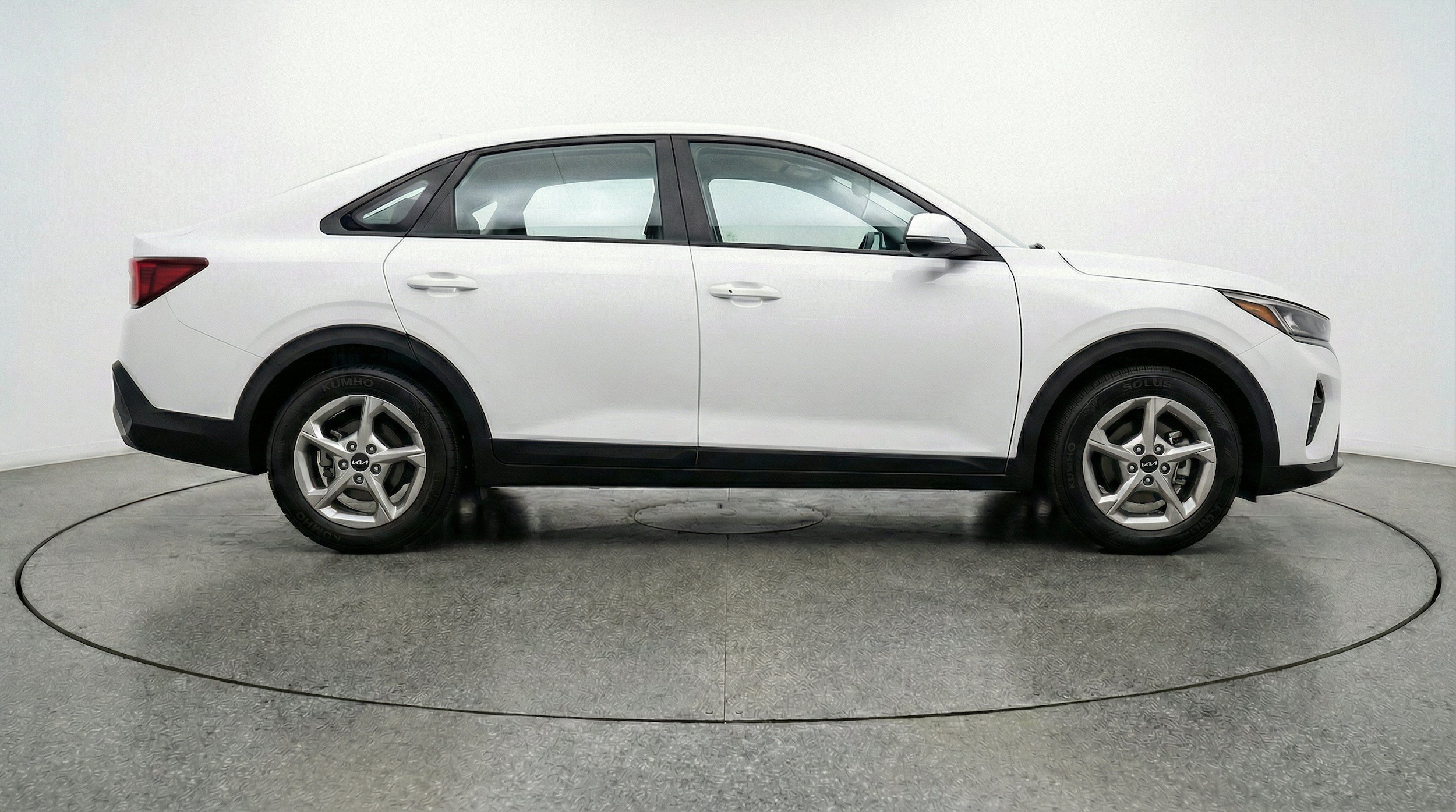 Thumbnail: 2025 Kia K4 - 10