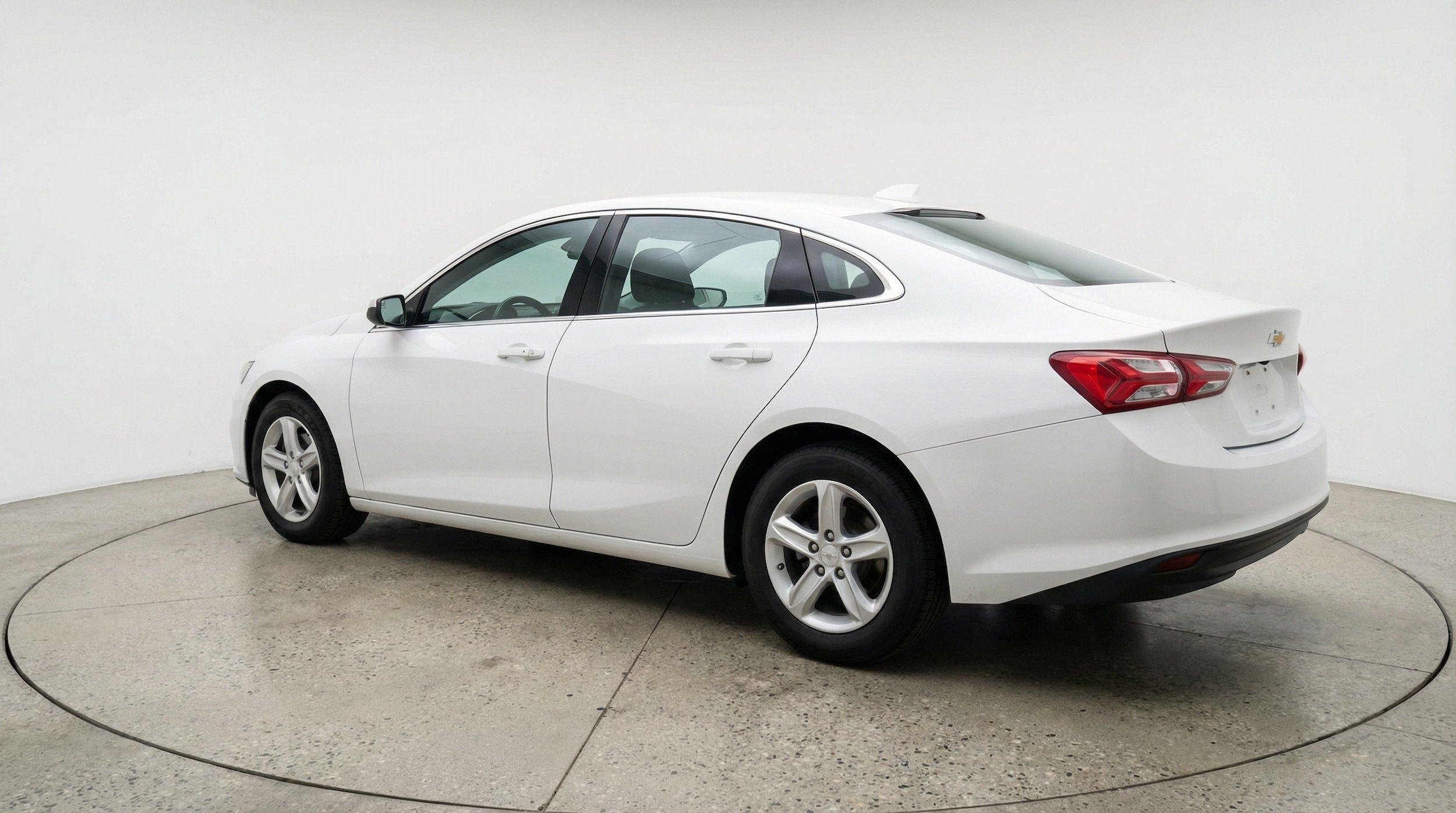 Thumbnail: 2024 Chevrolet Malibu - 6