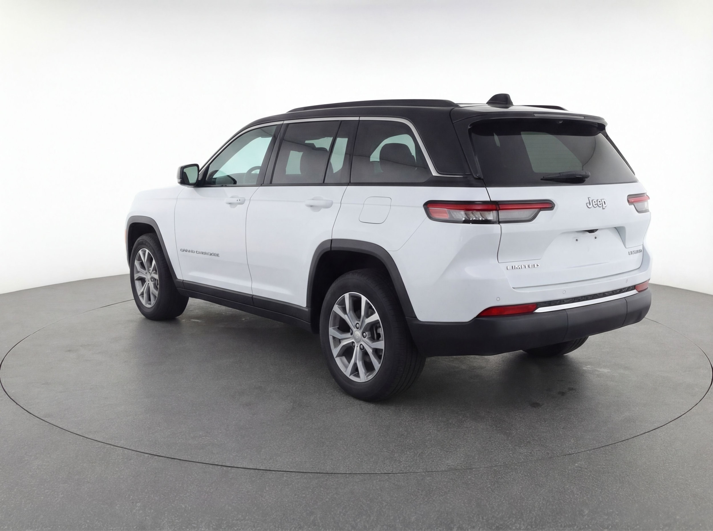 Thumbnail: 2023 Jeep Grand Cherokee - 5