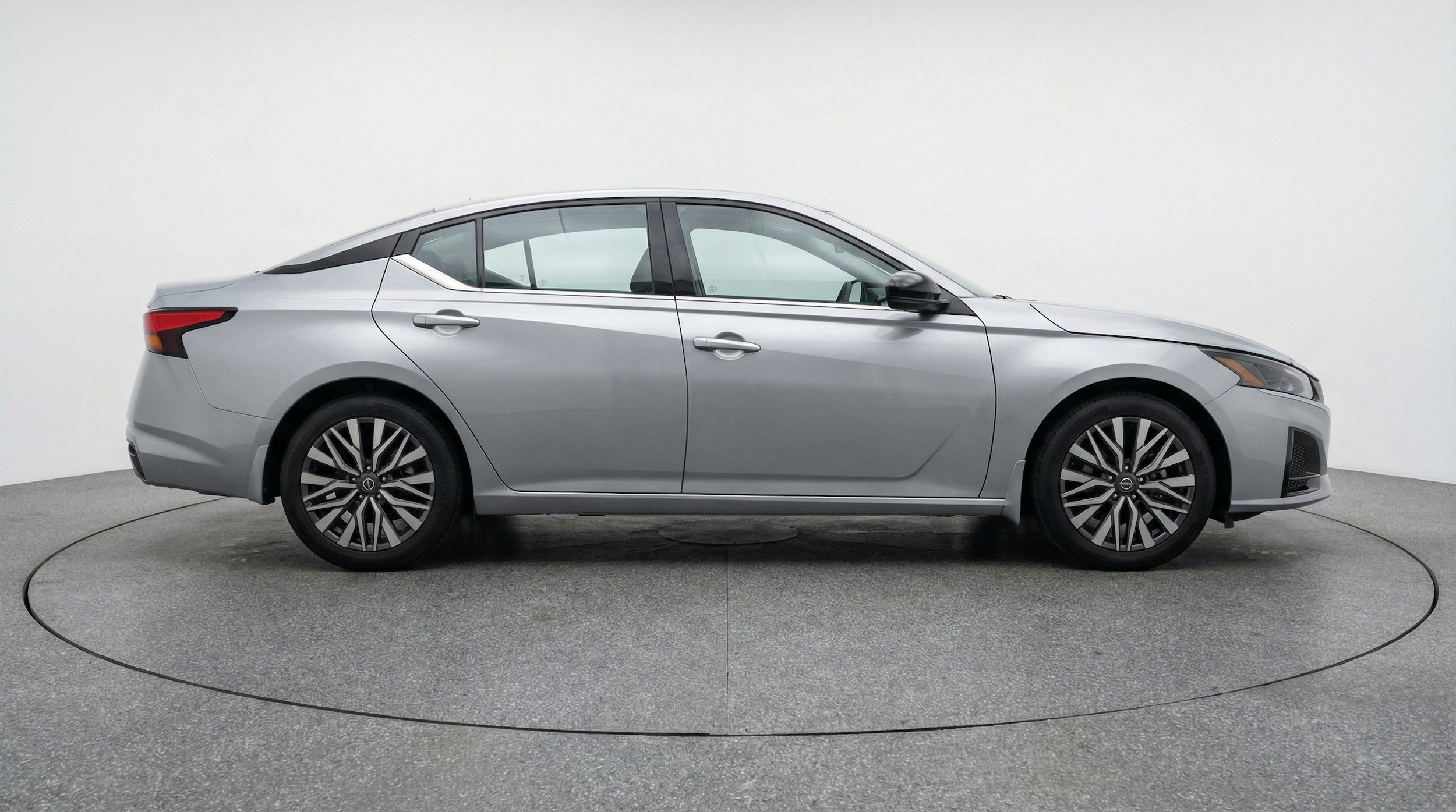 Thumbnail: 2025 Nissan Altima - 10