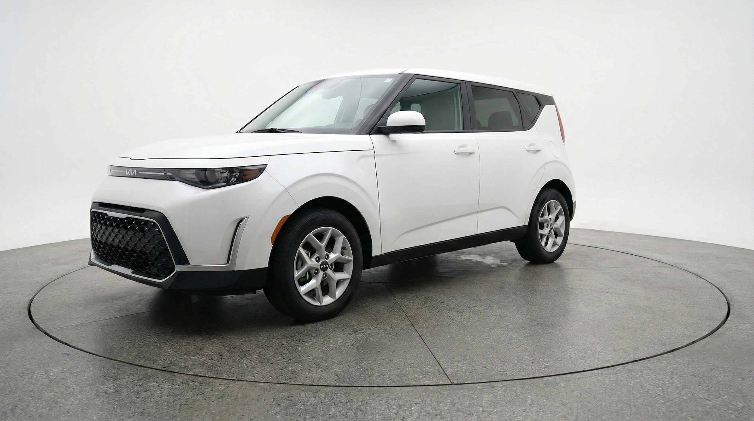 Thumbnail: 2025 Kia Soul - 3