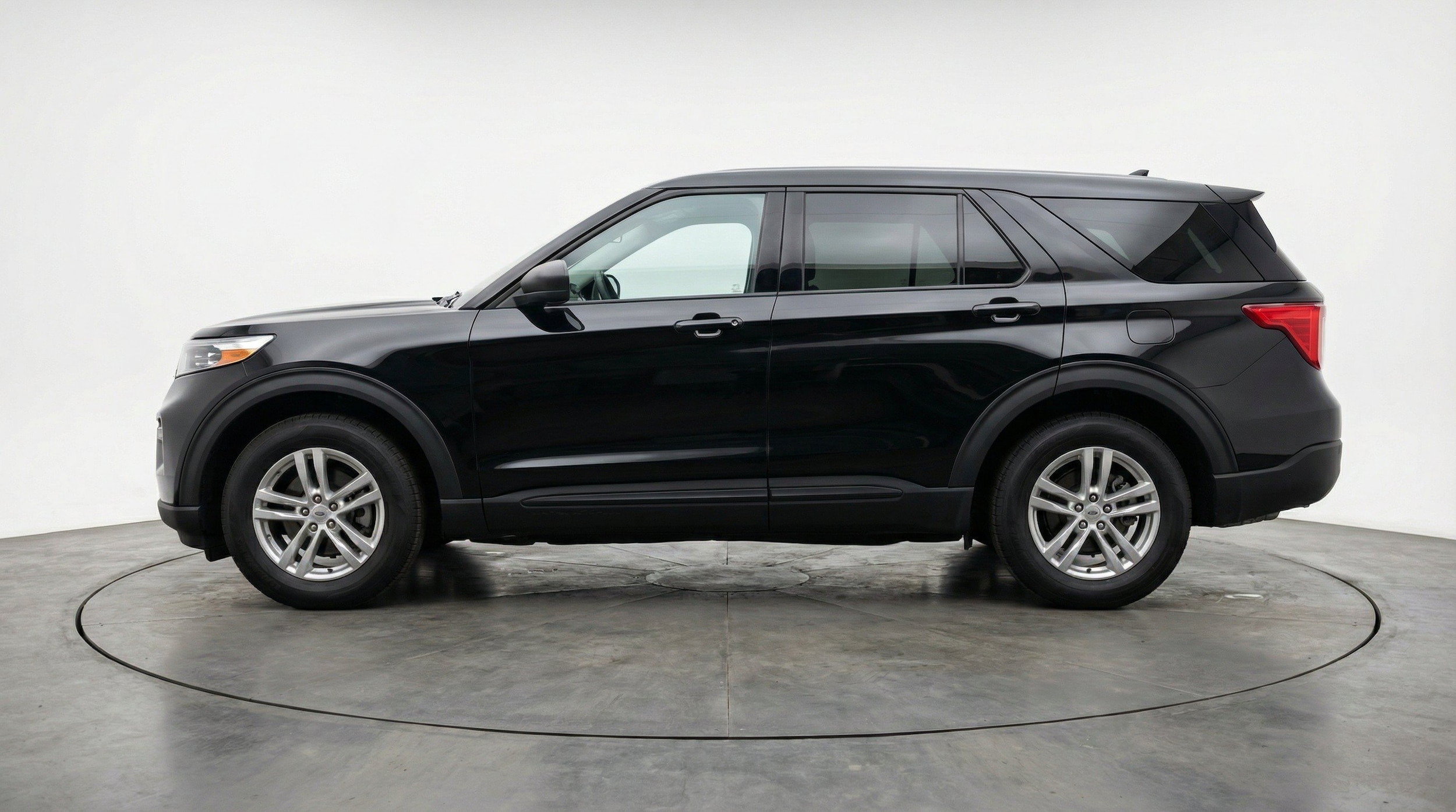 Thumbnail: 2024 Ford Explorer - 5