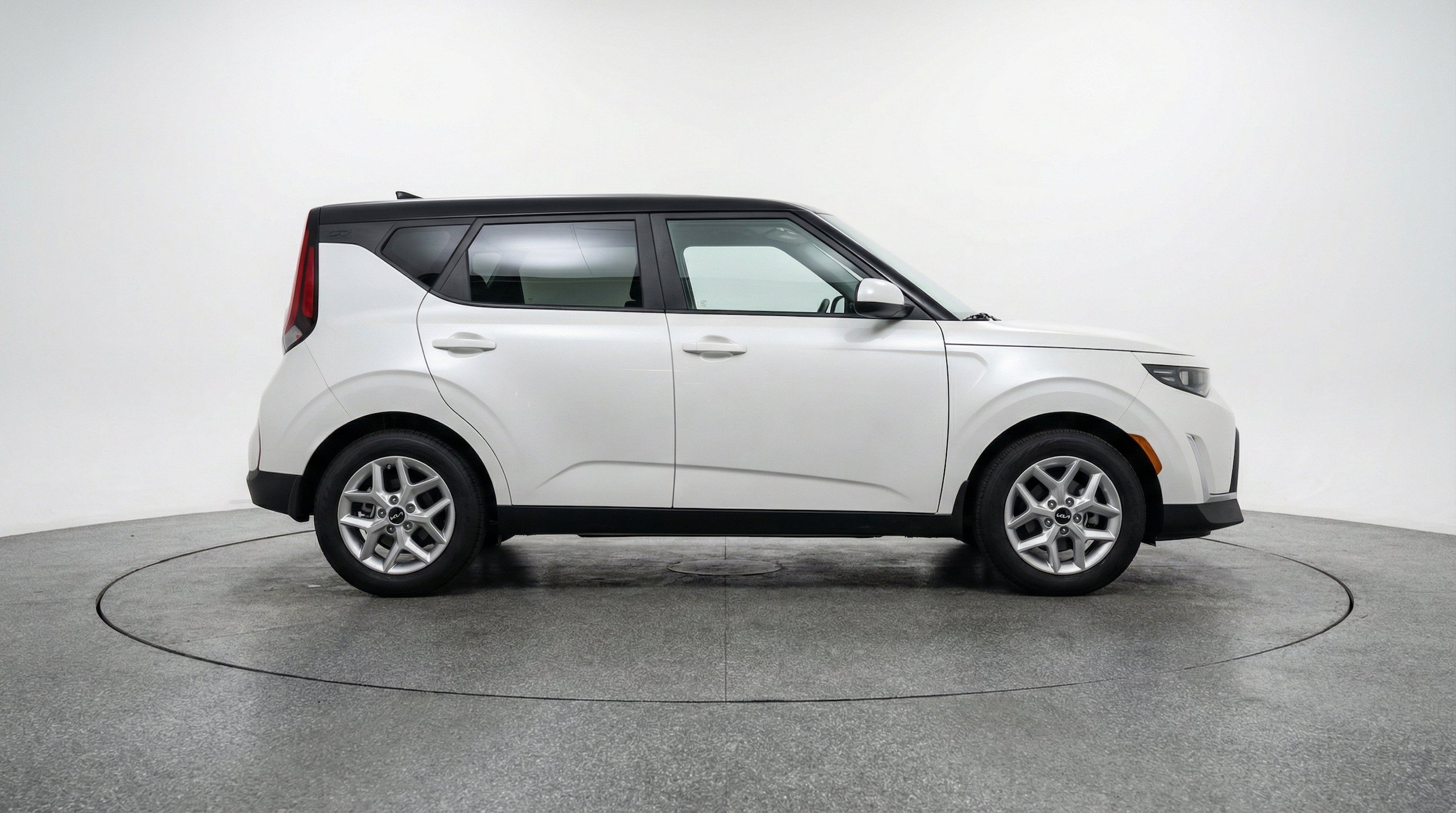 Thumbnail: 2025 Kia Soul - 11