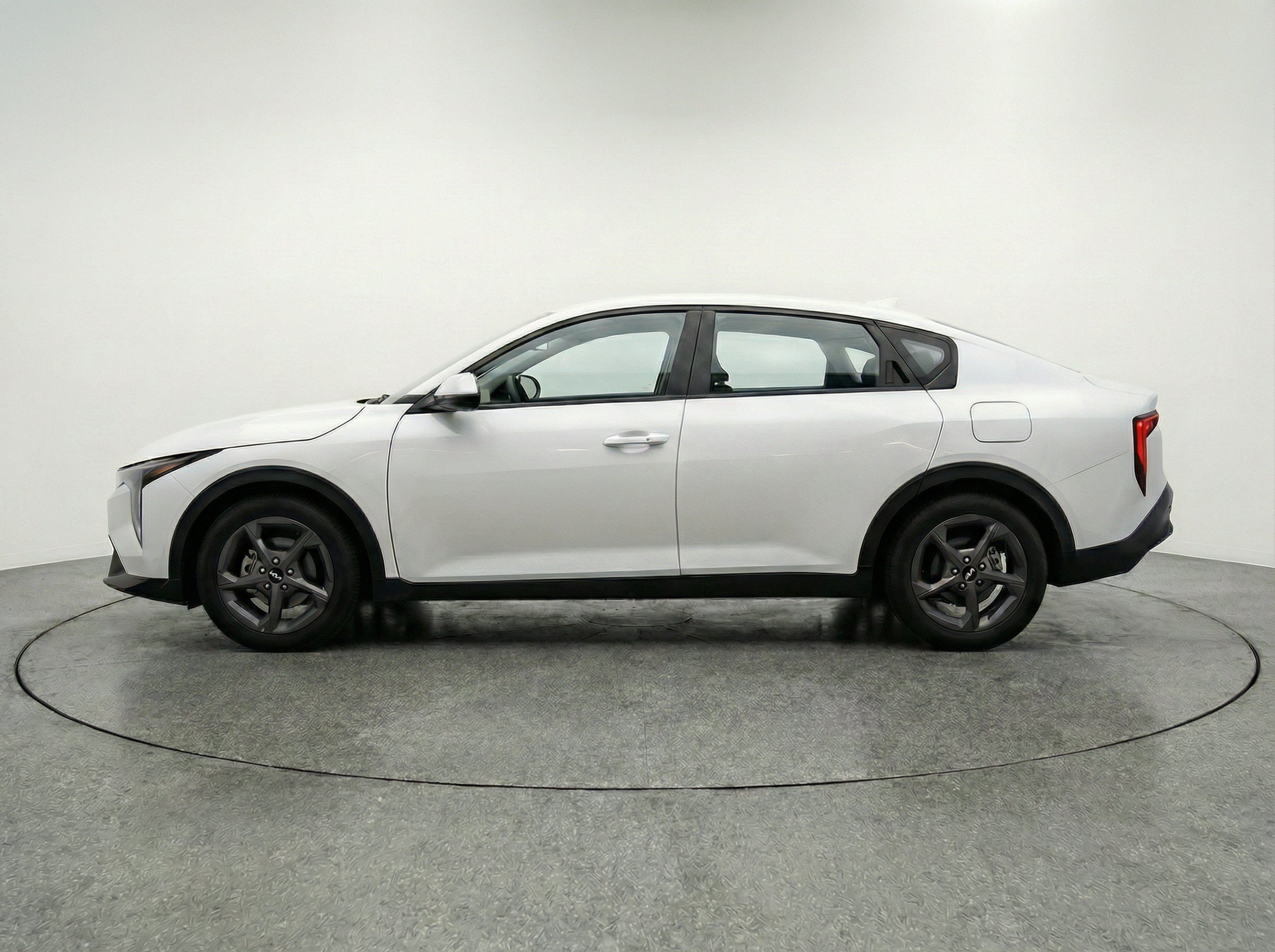 Thumbnail: 2025 Kia K4 - 5