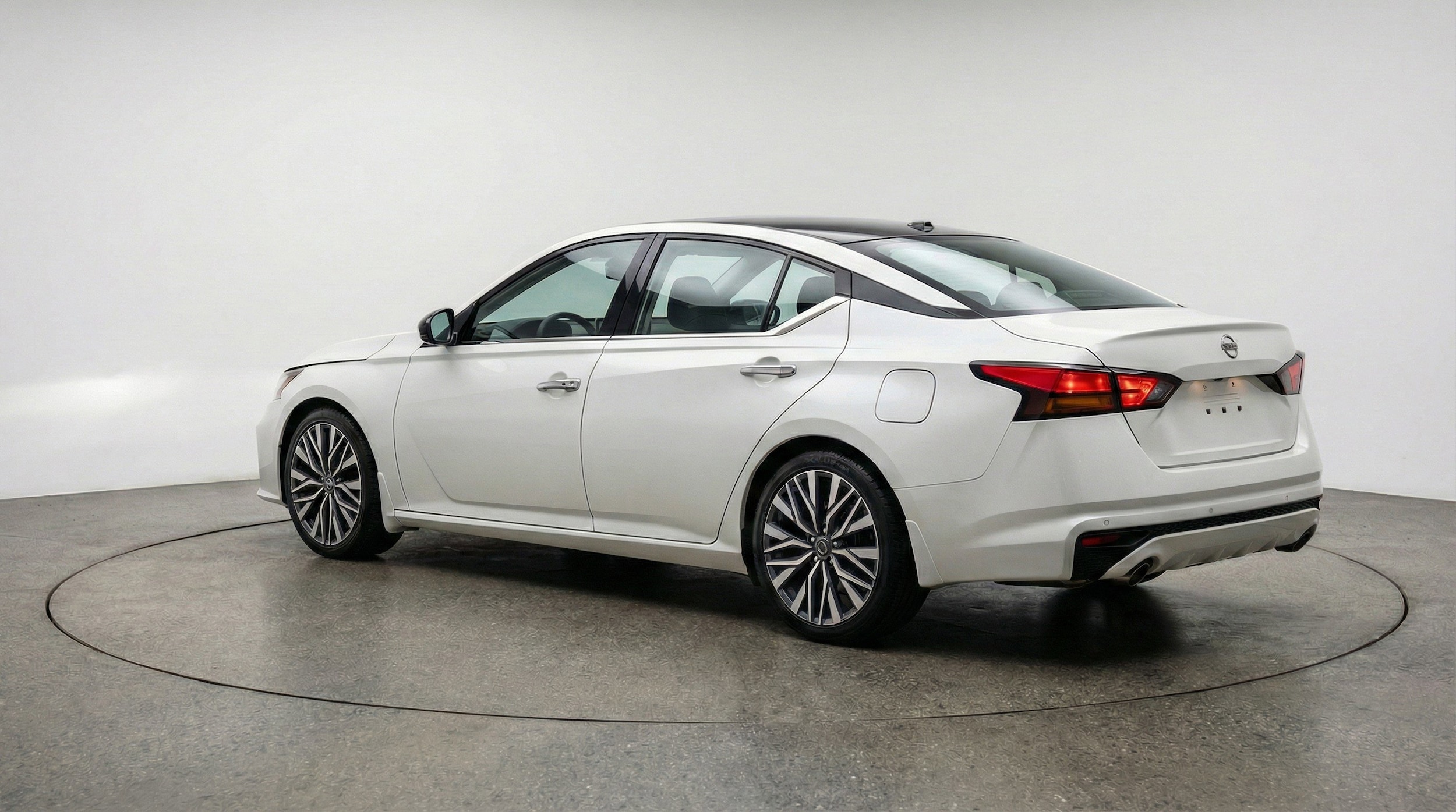 Thumbnail: 2025 Nissan Altima - 6