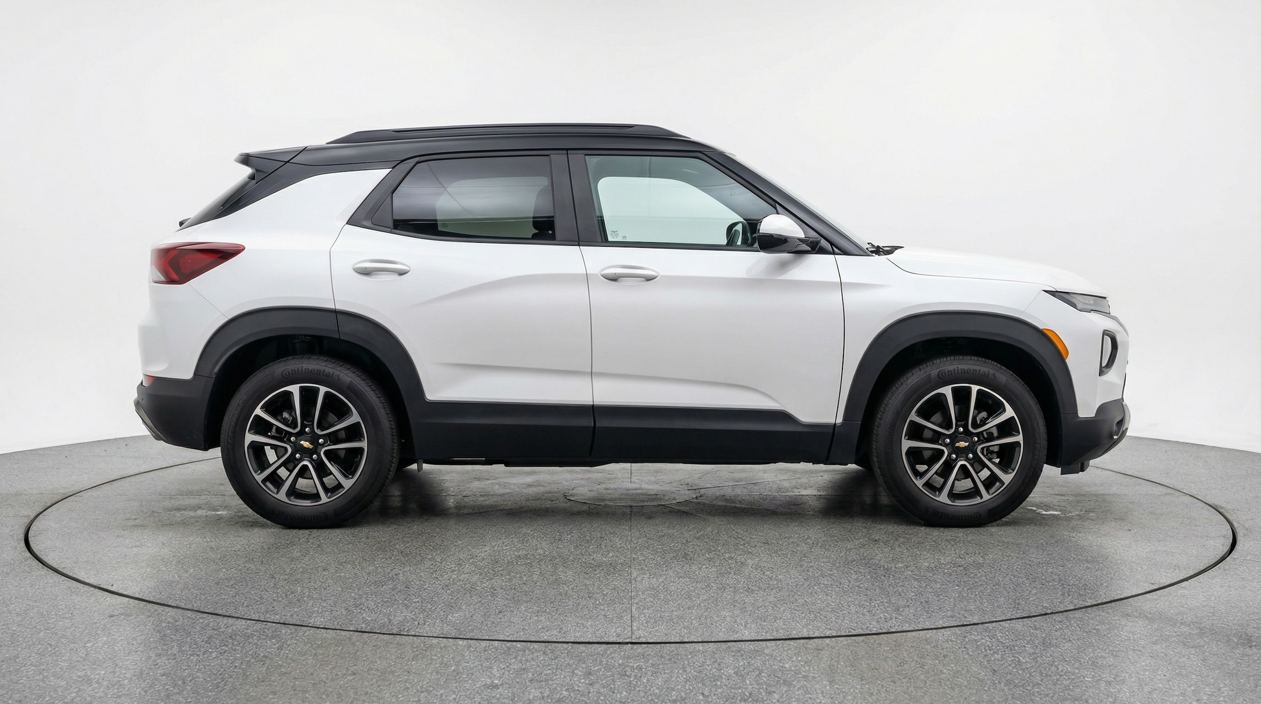 Thumbnail: 2025 Chevrolet TrailBlazer - 8