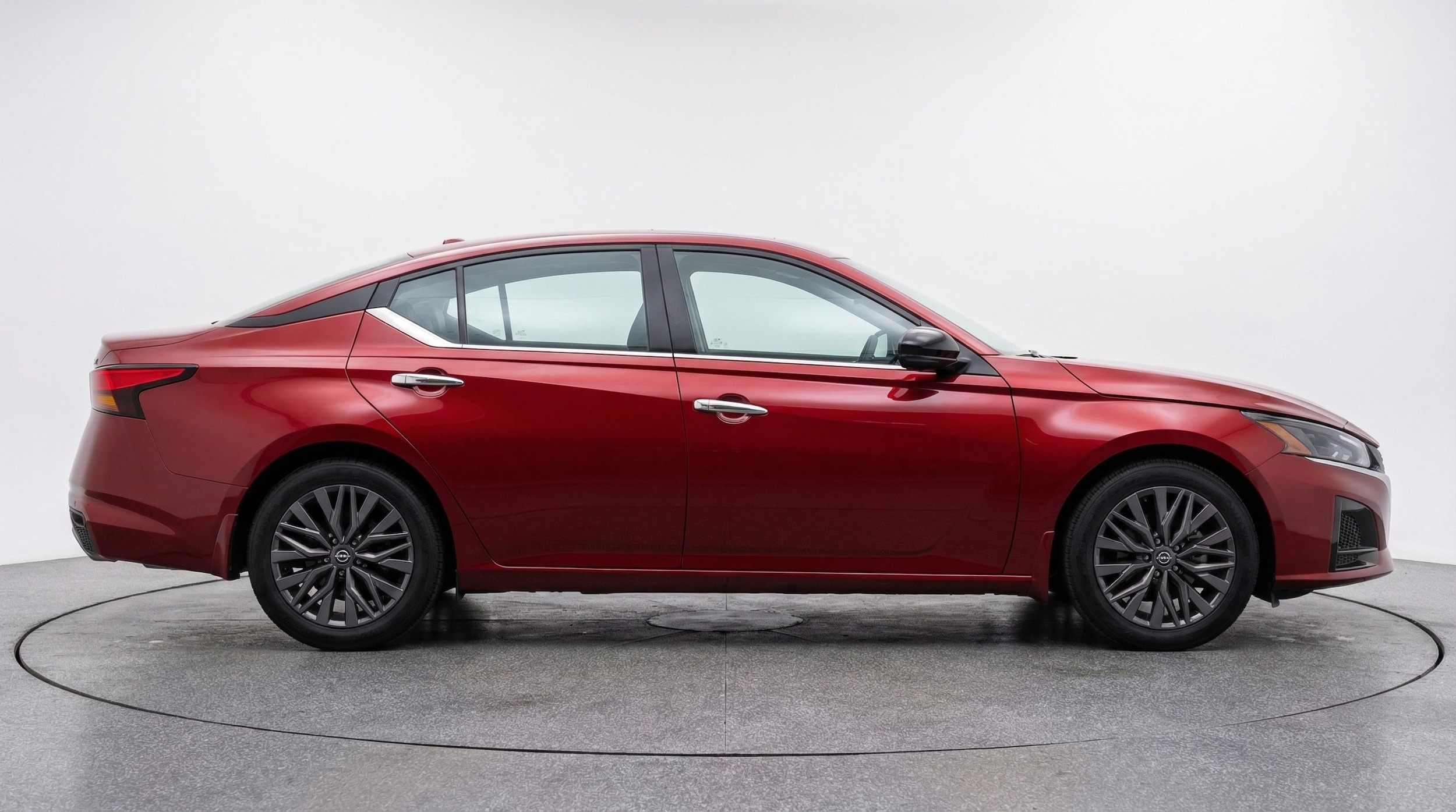 Thumbnail: 2025 Nissan Altima - 8