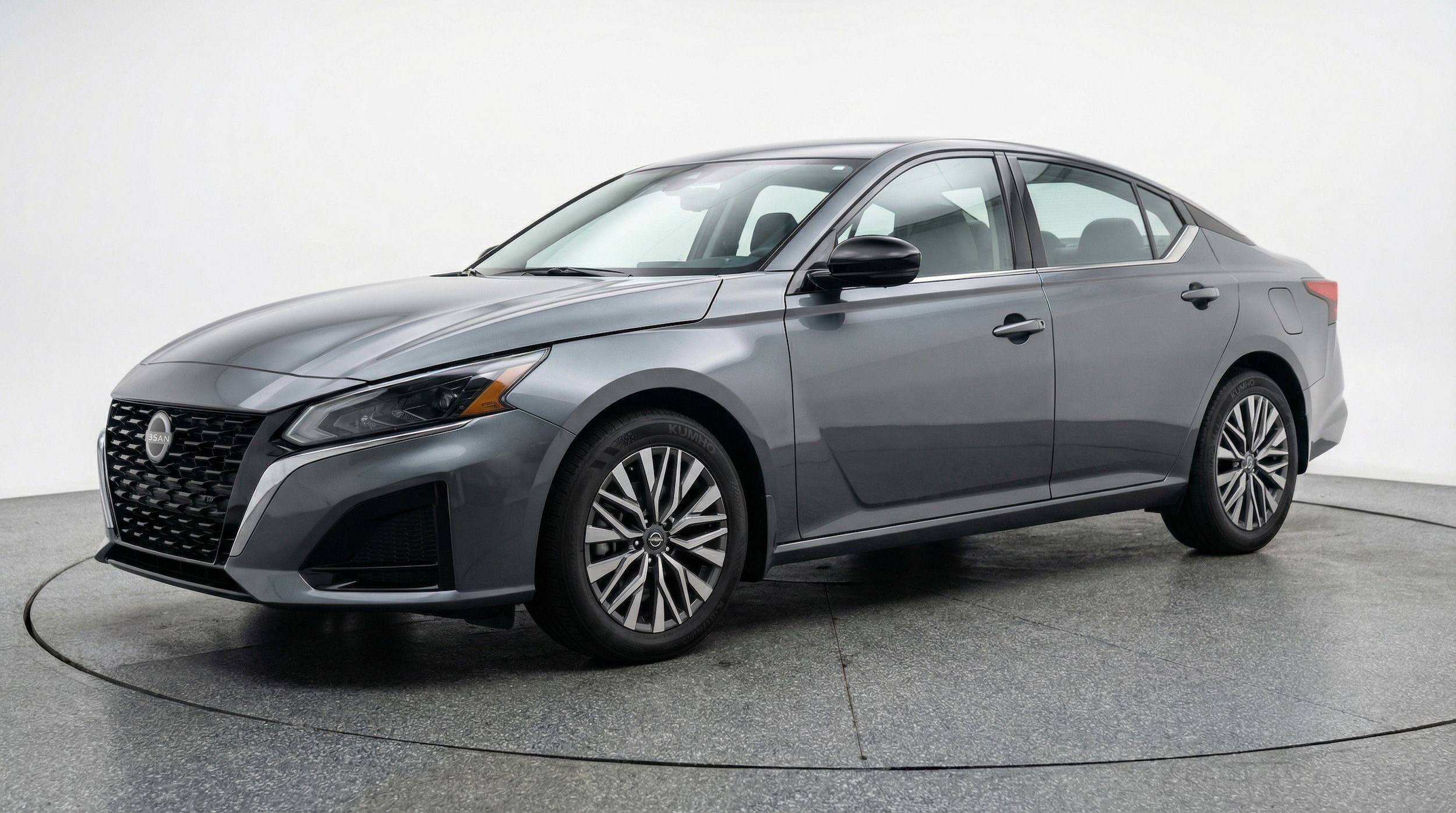 Thumbnail: 2025 Nissan Altima - 3