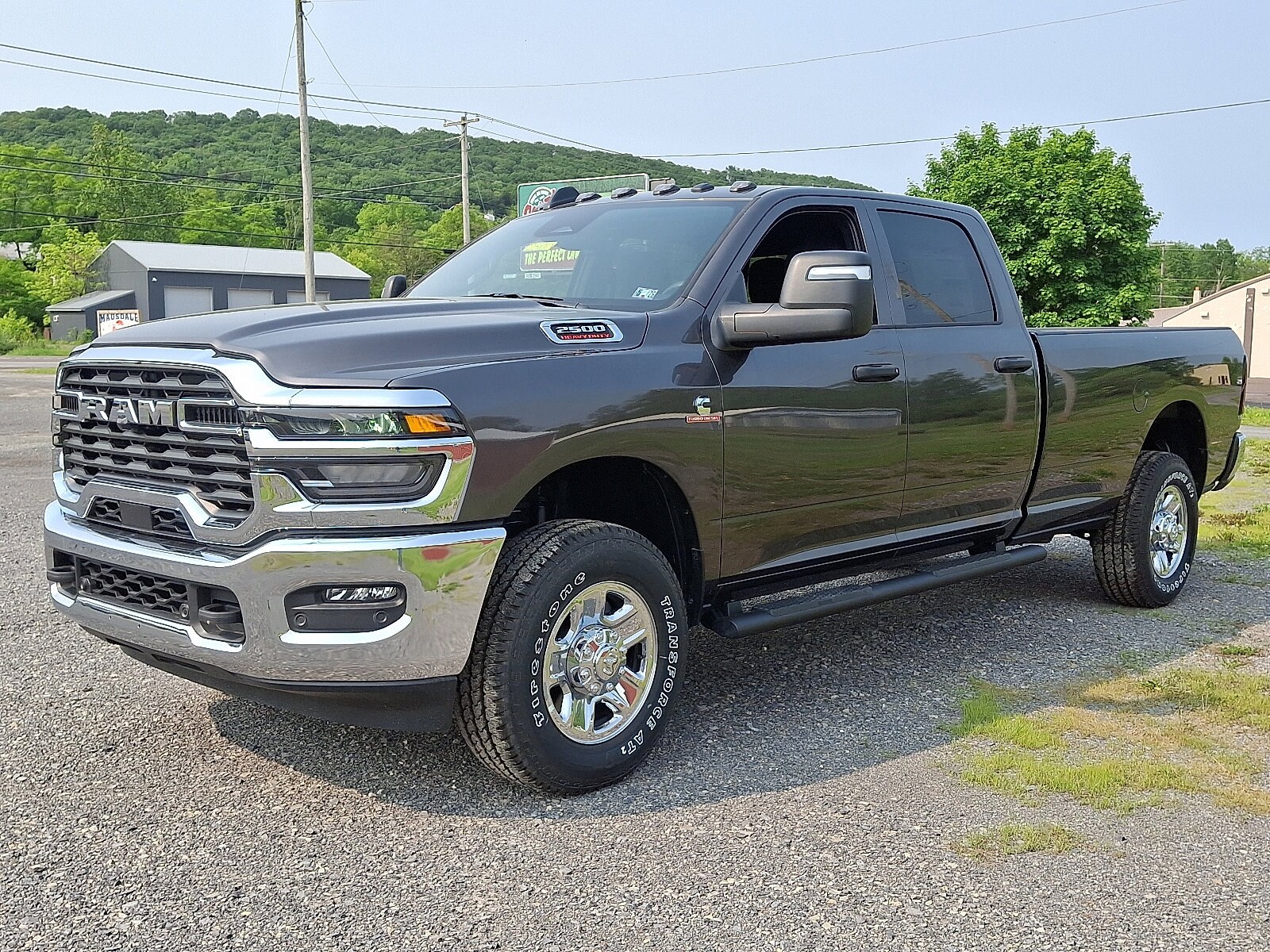 2025 Ram 2500 Tradesman photo 3