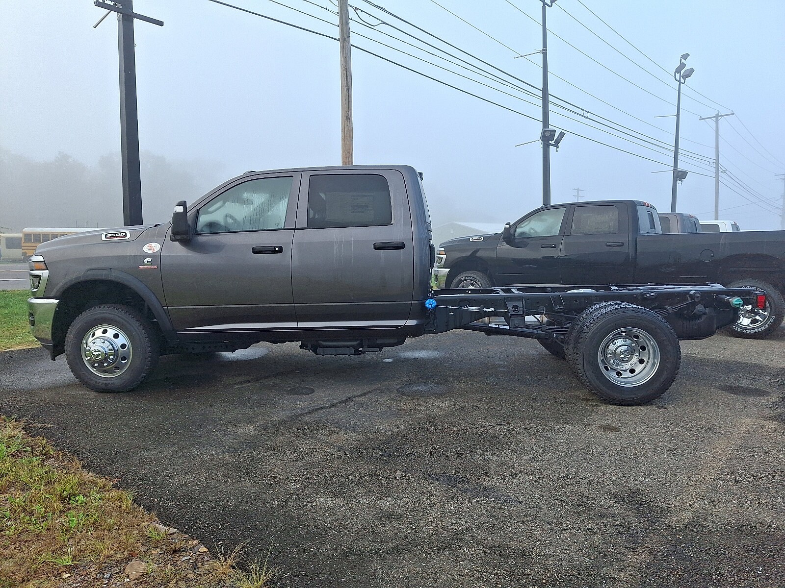 2025 Ram 3500 Tradesman Big Horn photo 4