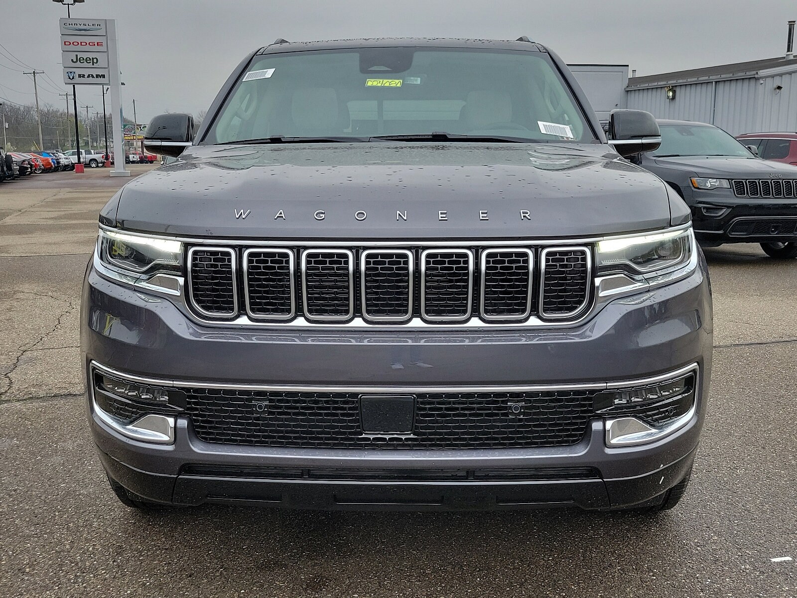 2024 Jeep Wagoneer L Base photo 2