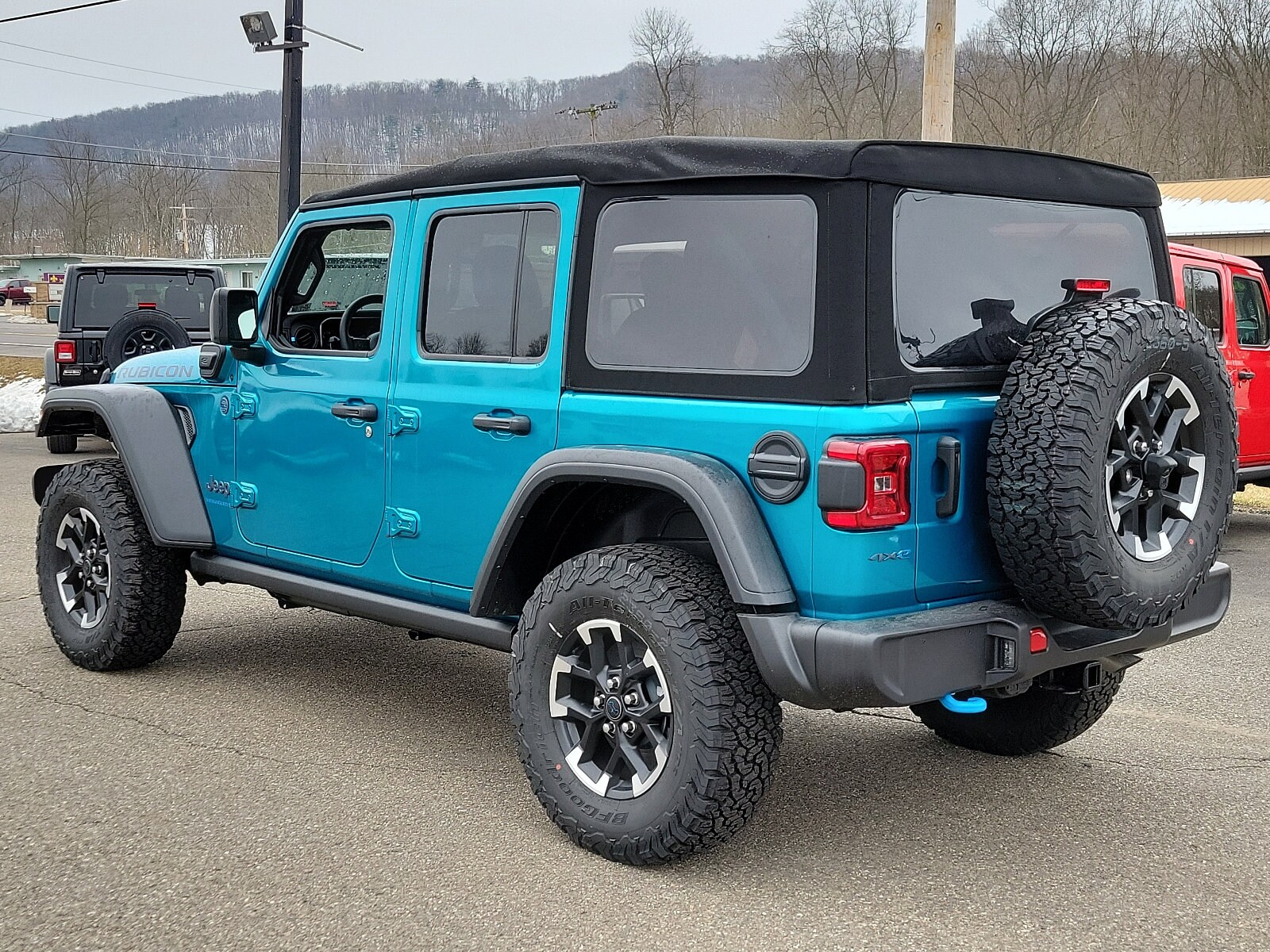 2024 Jeep Wrangler 4xe Rubicon Sport photo 4