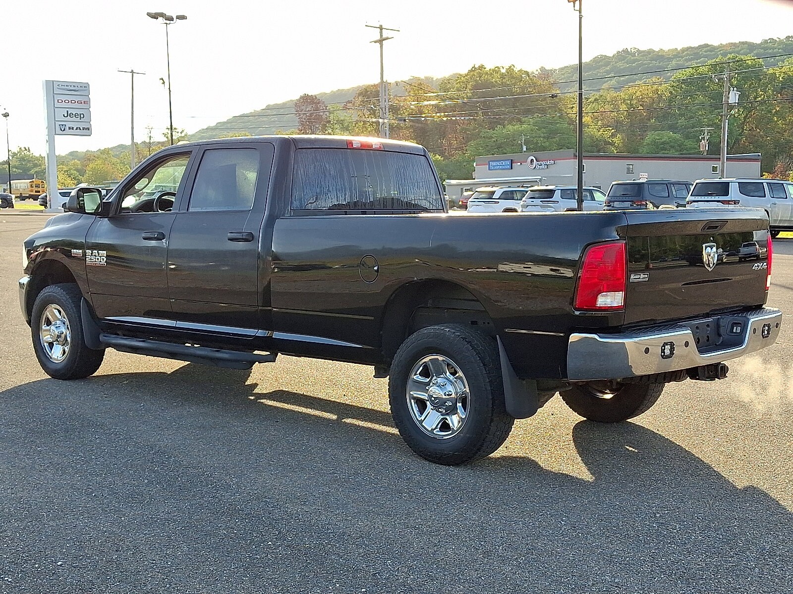 2017 Ram 2500 Tradesman photo 4