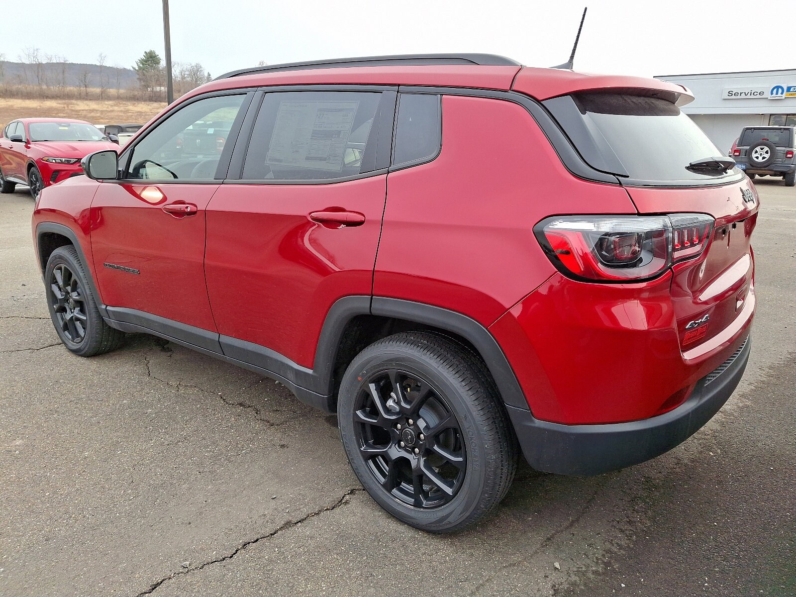 2025 Jeep Compass Latitude photo 4