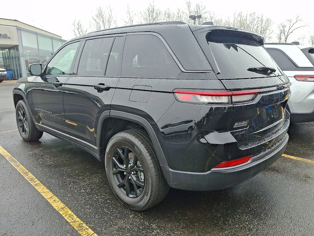 New 2026 Jeep Grand Cherokee ALTITUDE 4X4 Sport Utility