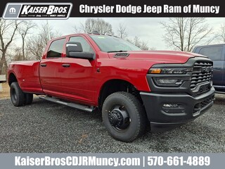 2026 Ram 3500 TRADESMAN CREW CAB 4X4 8' BOX Pickup