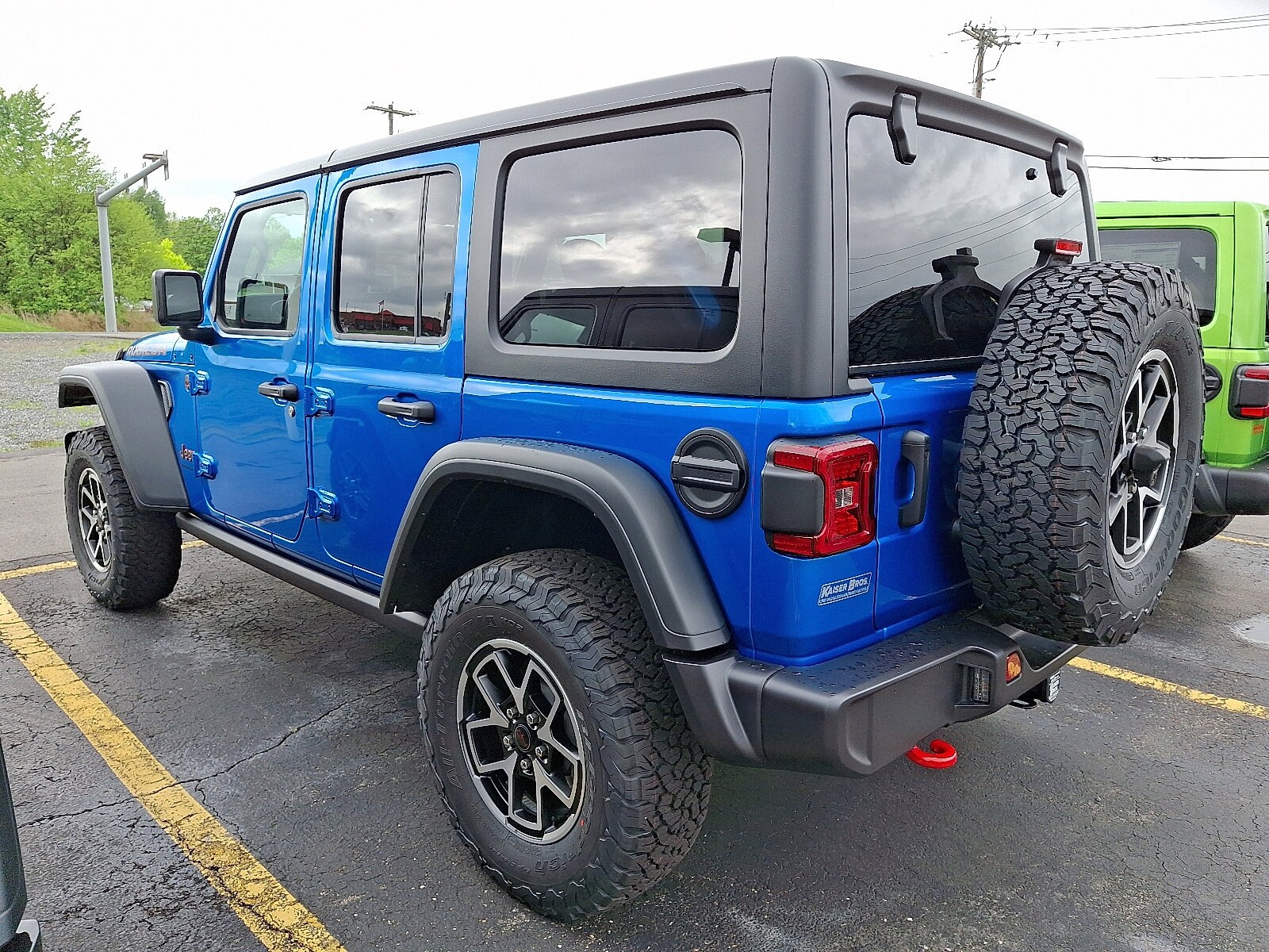 2025 Jeep Wrangler Rubicon Sport photo 4