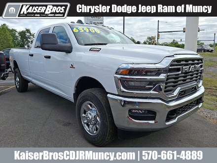 2025 Ram 2500 TRADESMAN CREW CAB 4X4 8' BOX Pickup