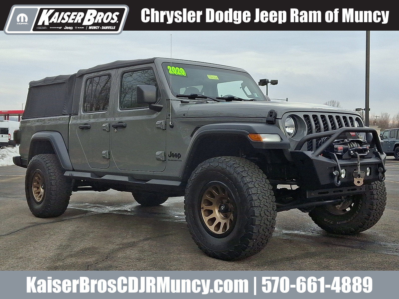 2020 Jeep Gladiator Sport S's photo