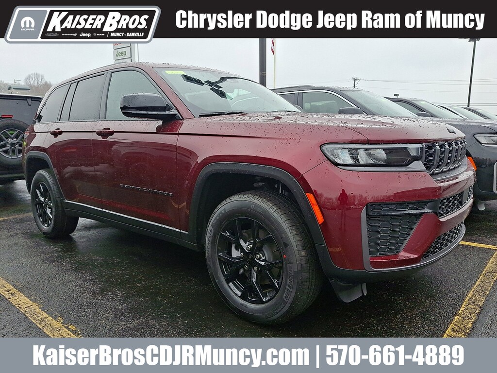 New 2026 Jeep Grand Cherokee LAREDO ALTITUDE 4X4 Sport Utility