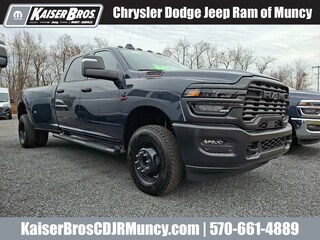 2026 Ram 3500 TRADESMAN CREW CAB 4X4 8' BOX Pickup