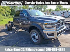 2025 Ram 4500 Chassis Cab 4500 TRADESMAN CHASSIS CREW CAB 4X4 60' CA Pickup