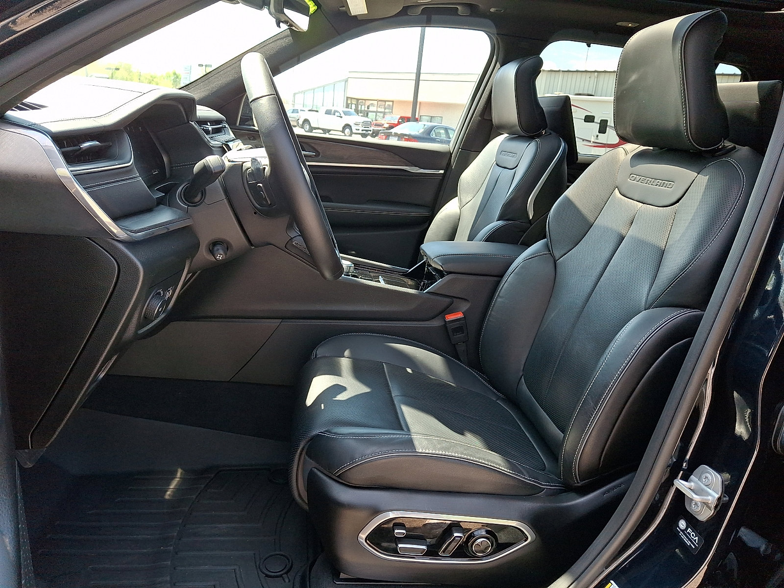 2024 Jeep Grand Cherokee L Overland - Photo 16
