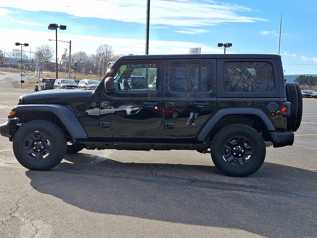 Used 2025 Jeep Wrangler Sport SUV