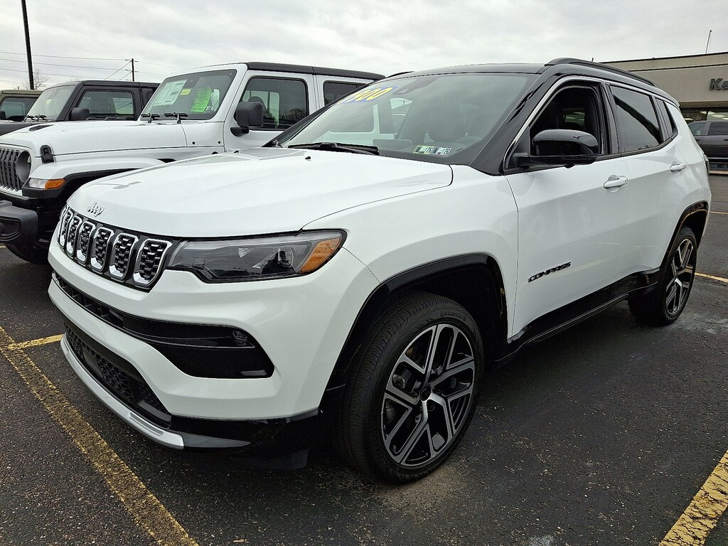 New 2025 Jeep Compass LIMITED 4X4 Sport Utility