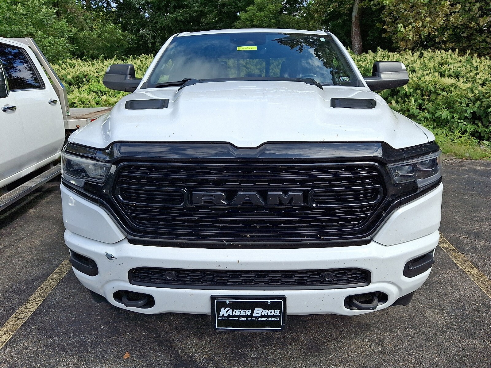2022 Ram 1500 Limited photo 2