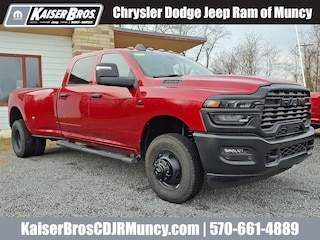 2026 Ram 3500 TRADESMAN CREW CAB 4X4 8' BOX Pickup