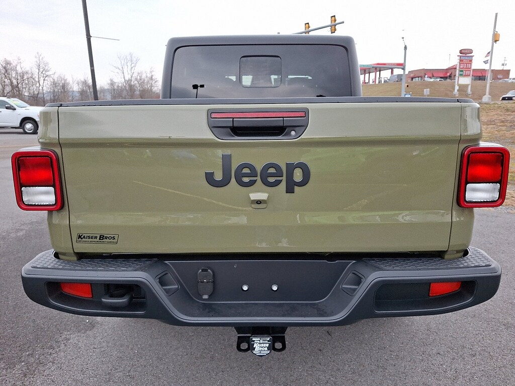 New 2026 Jeep Gladiator SPORT S 4X4 Pickup